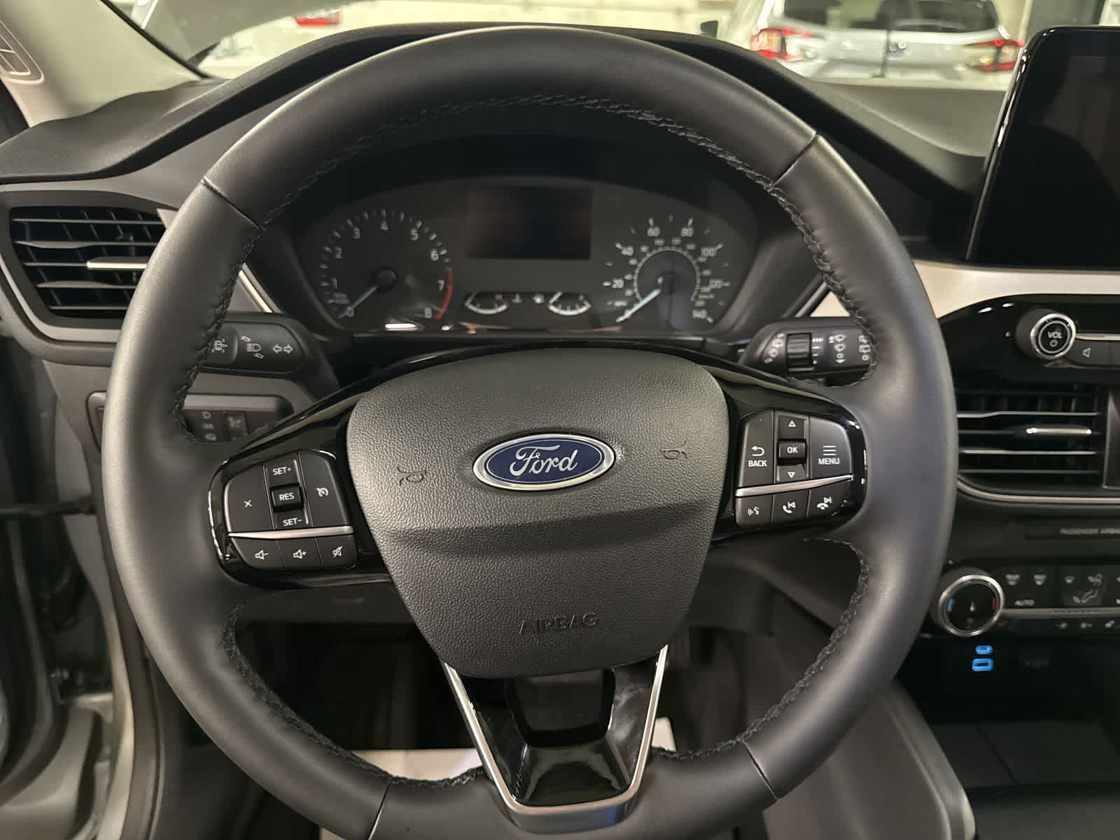 Thumbnail: 2022 Ford Escape - 22