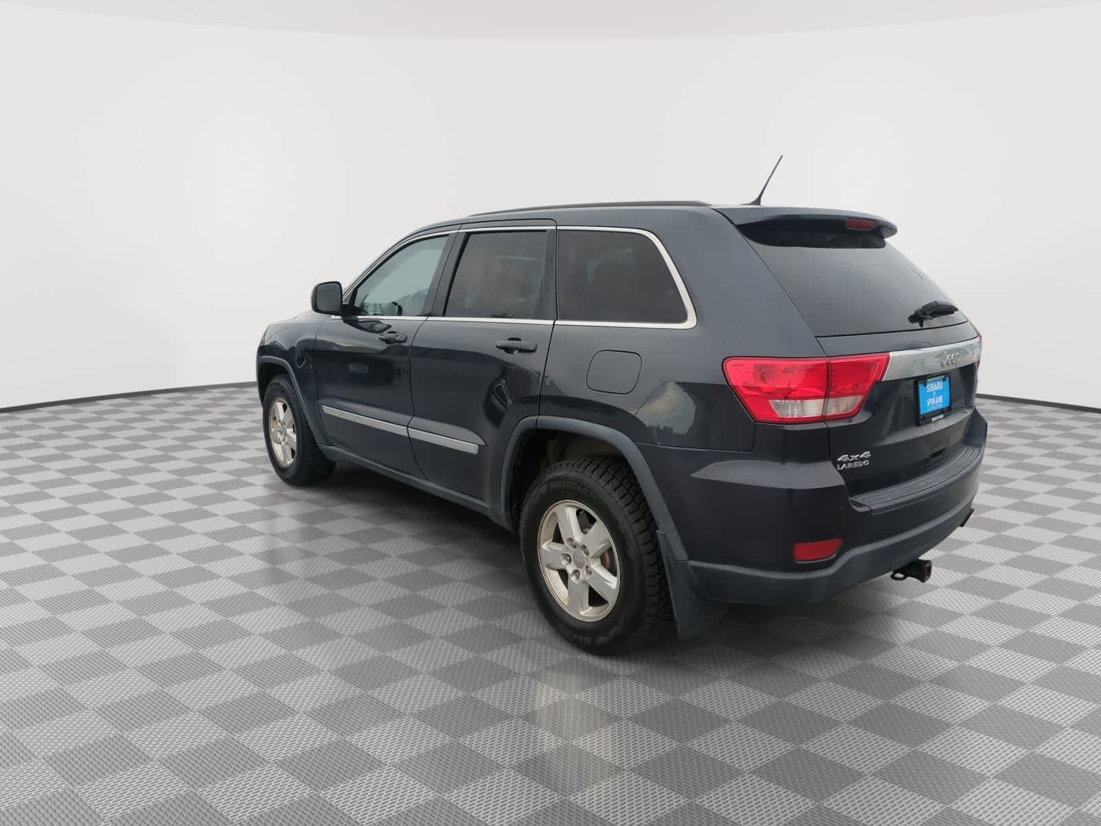 Thumbnail: 2012 Jeep Grand Cherokee - 6