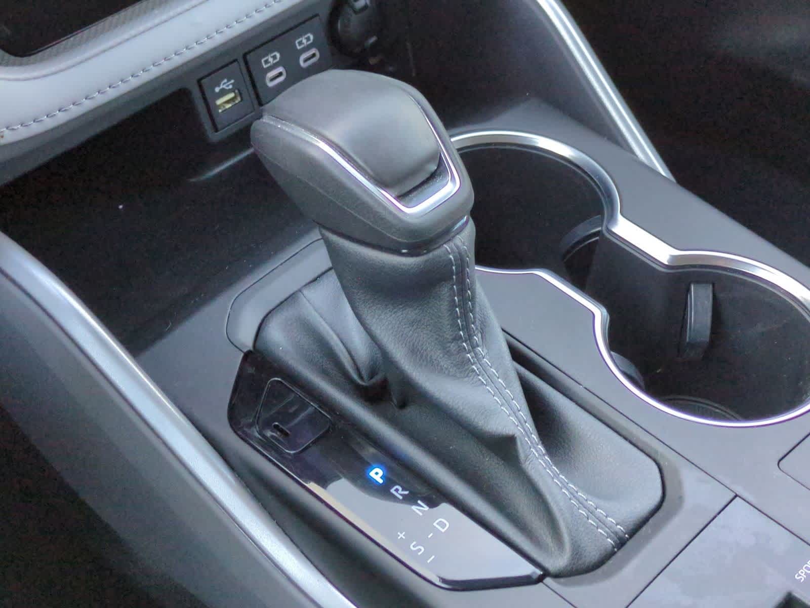 Thumbnail: 2023 Toyota Highlander - 33