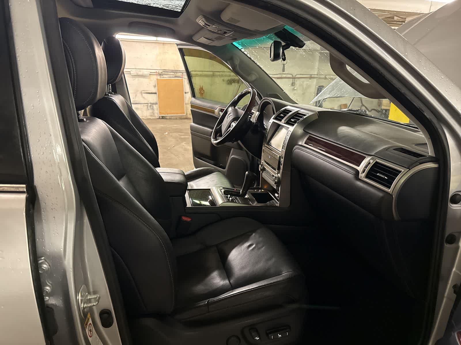 Thumbnail: 2017 Lexus GX - 24