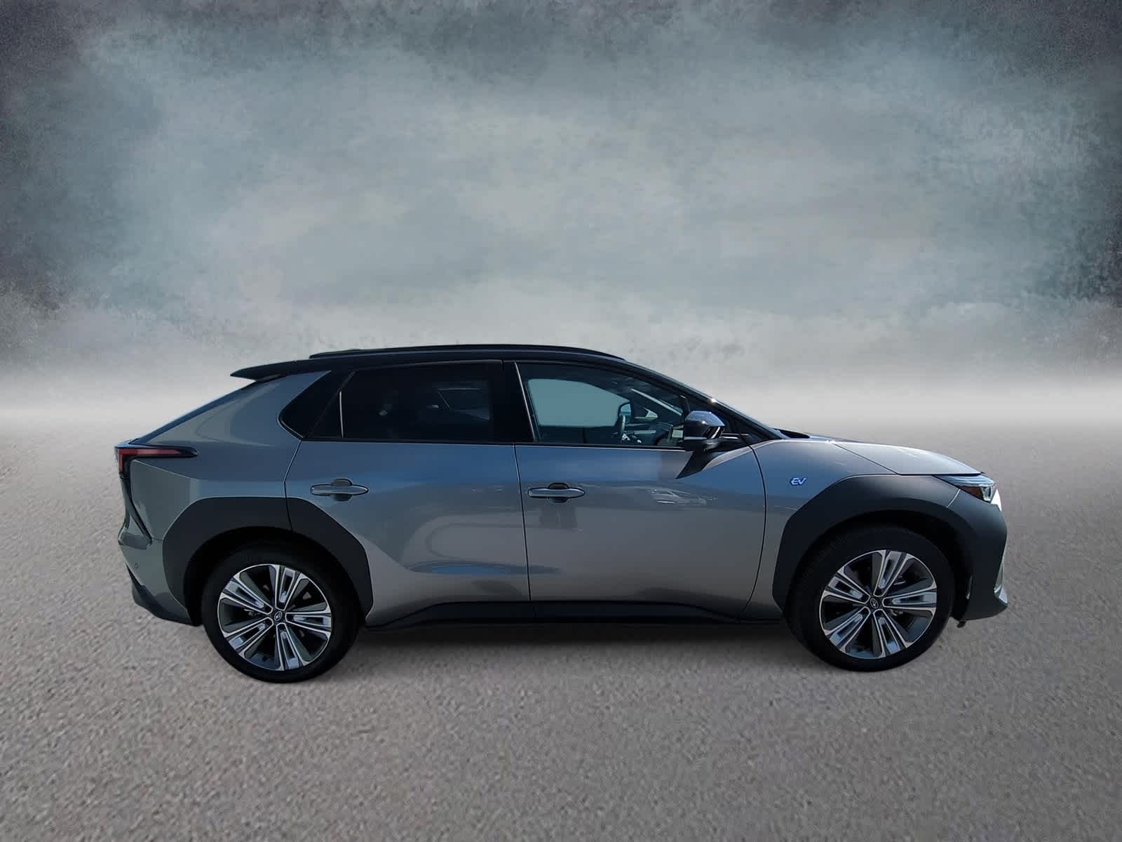 Thumbnail: 2023 Subaru Solterra - 10