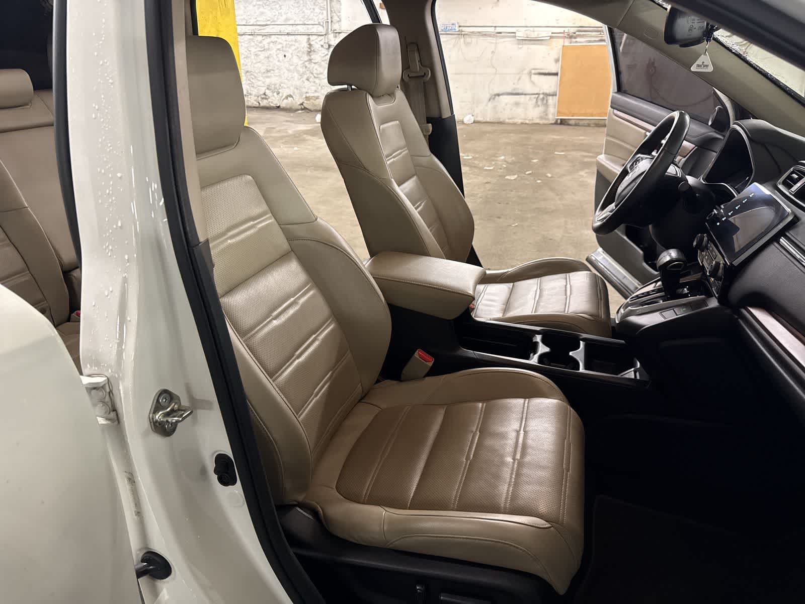 Thumbnail: 2017 Honda CR-V - 24