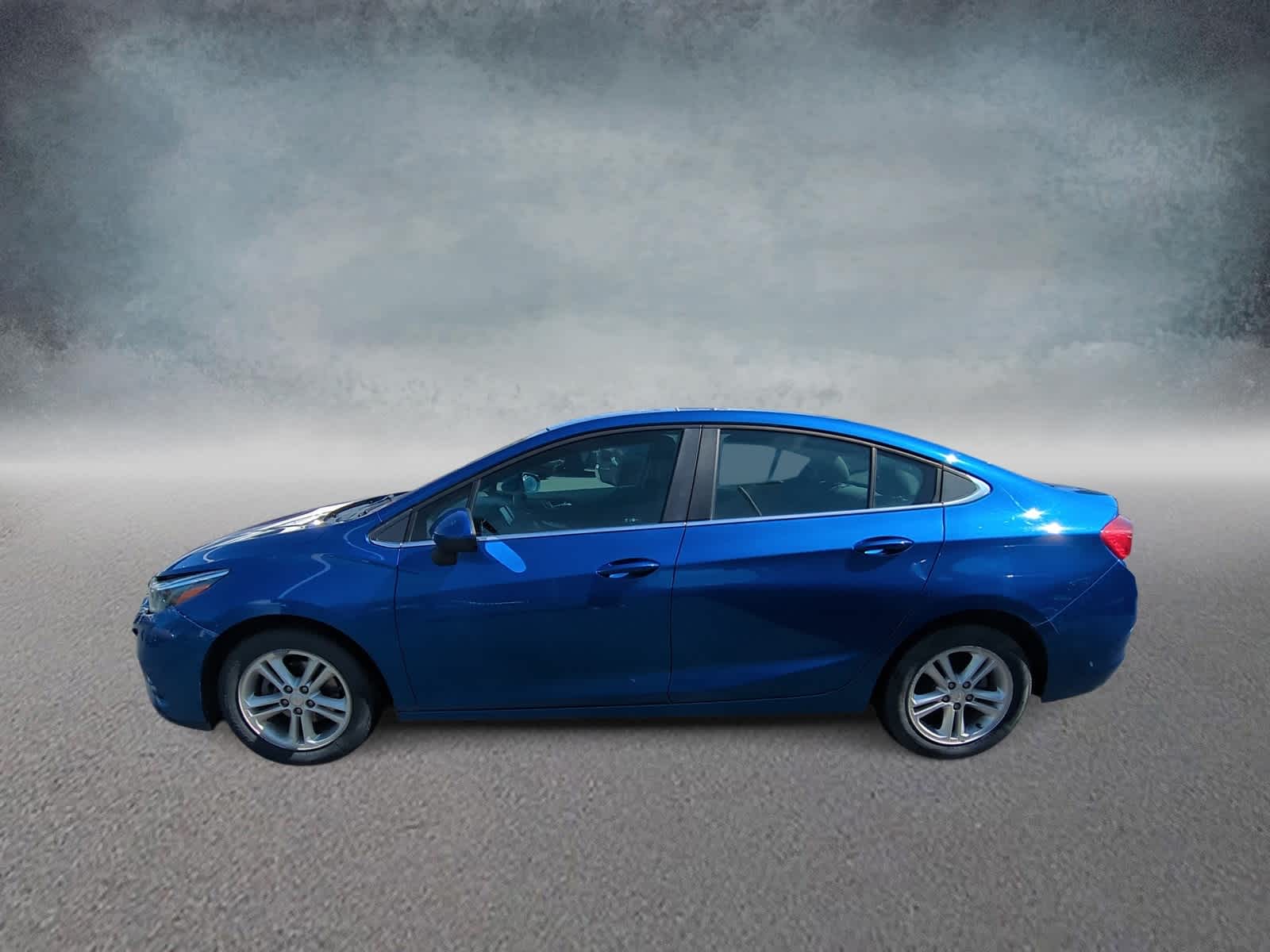 Thumbnail: 2018 Chevrolet Cruze - 5