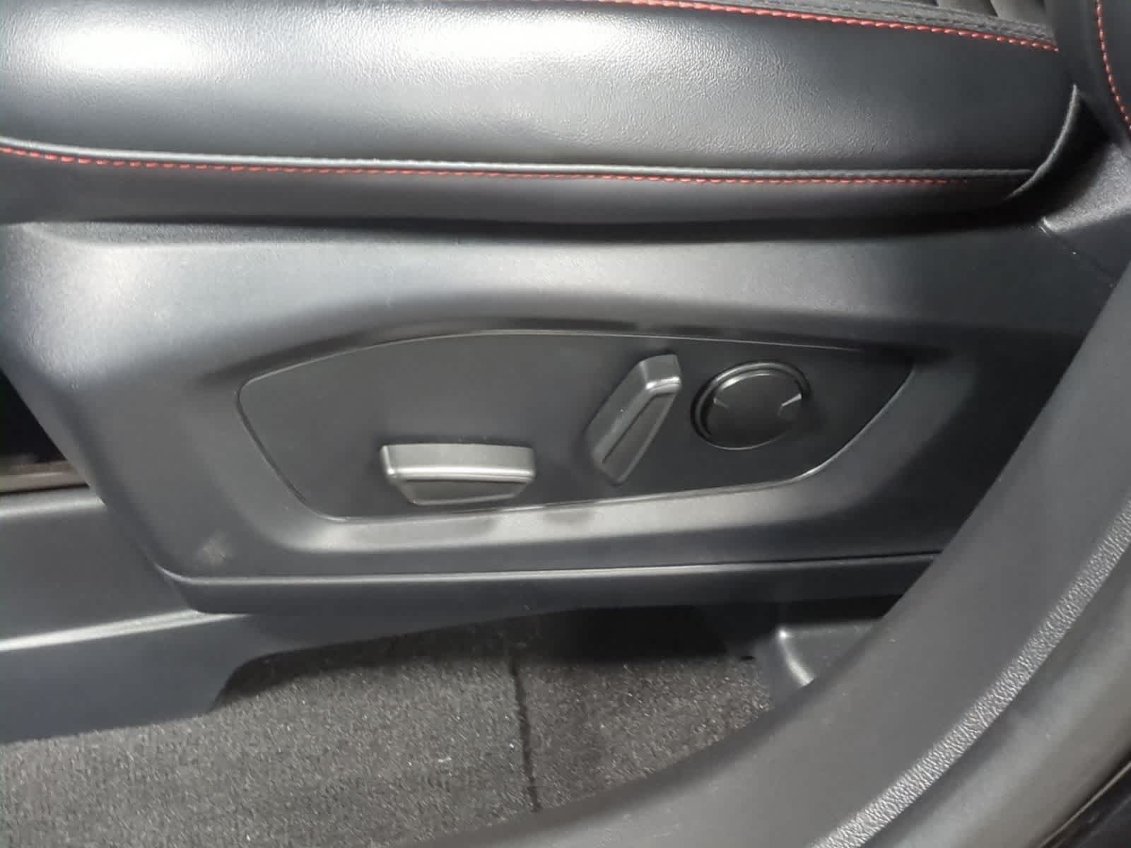 Thumbnail: 2025 Ford Explorer - 18