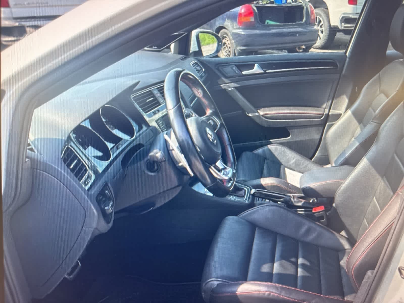 2017 Volkswagen Golf GTI SE 10