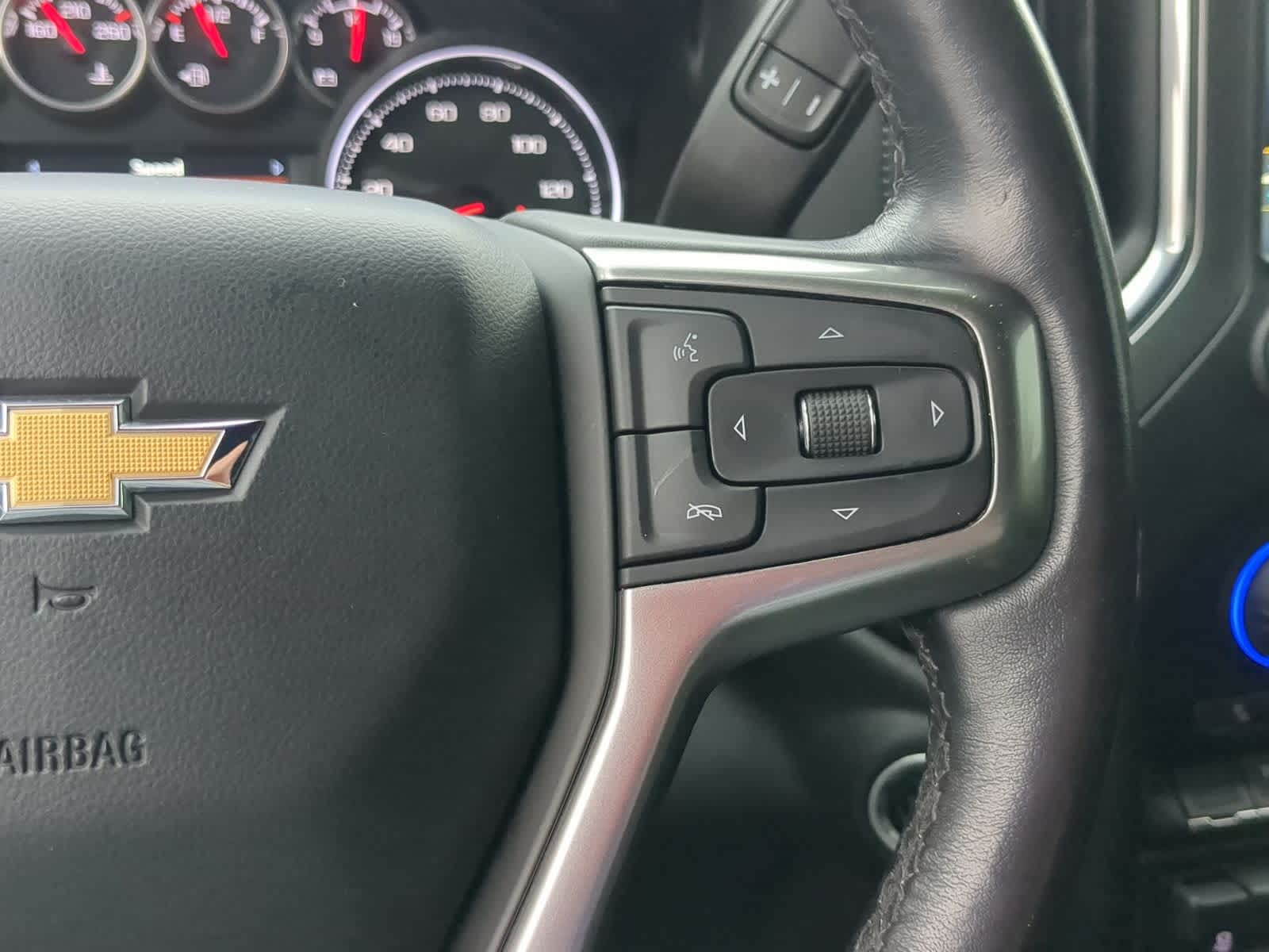 Thumbnail: 2021 Chevrolet Silverado 1500 - 24