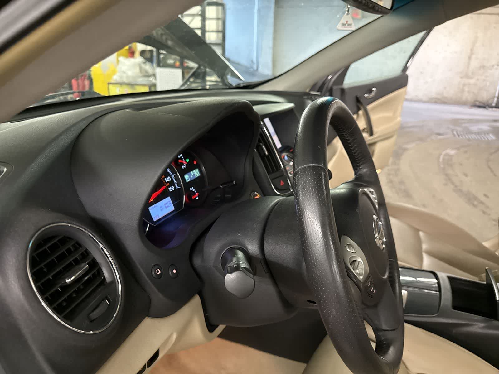 Thumbnail: 2014 Nissan Maxima - 26