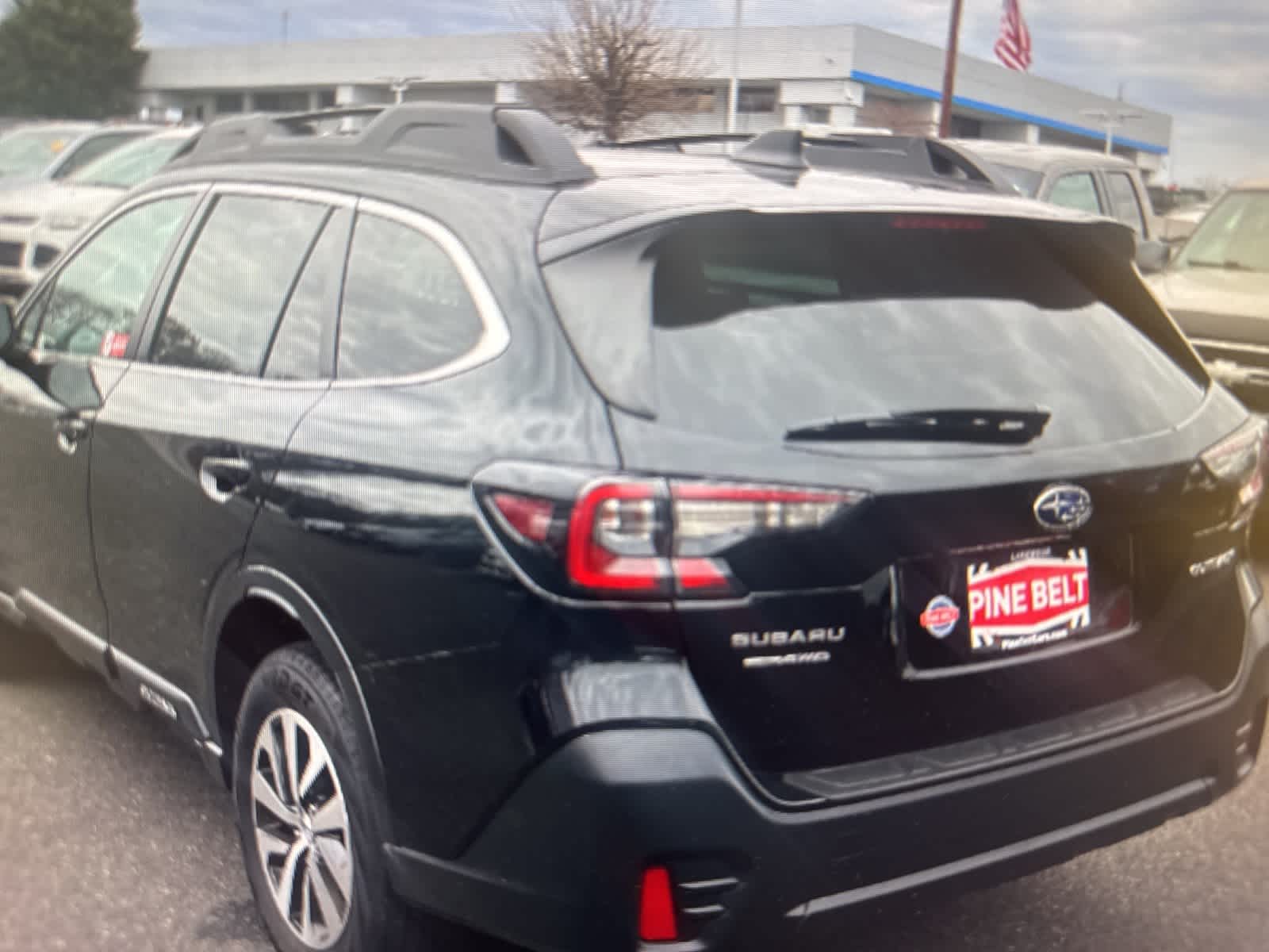 Thumbnail: 2022 Subaru Outback - 4