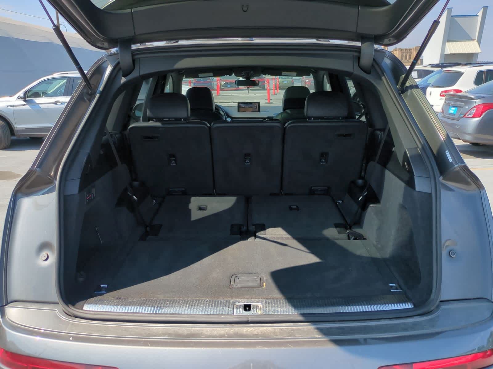 Thumbnail: 2019 Audi Q7 - 35