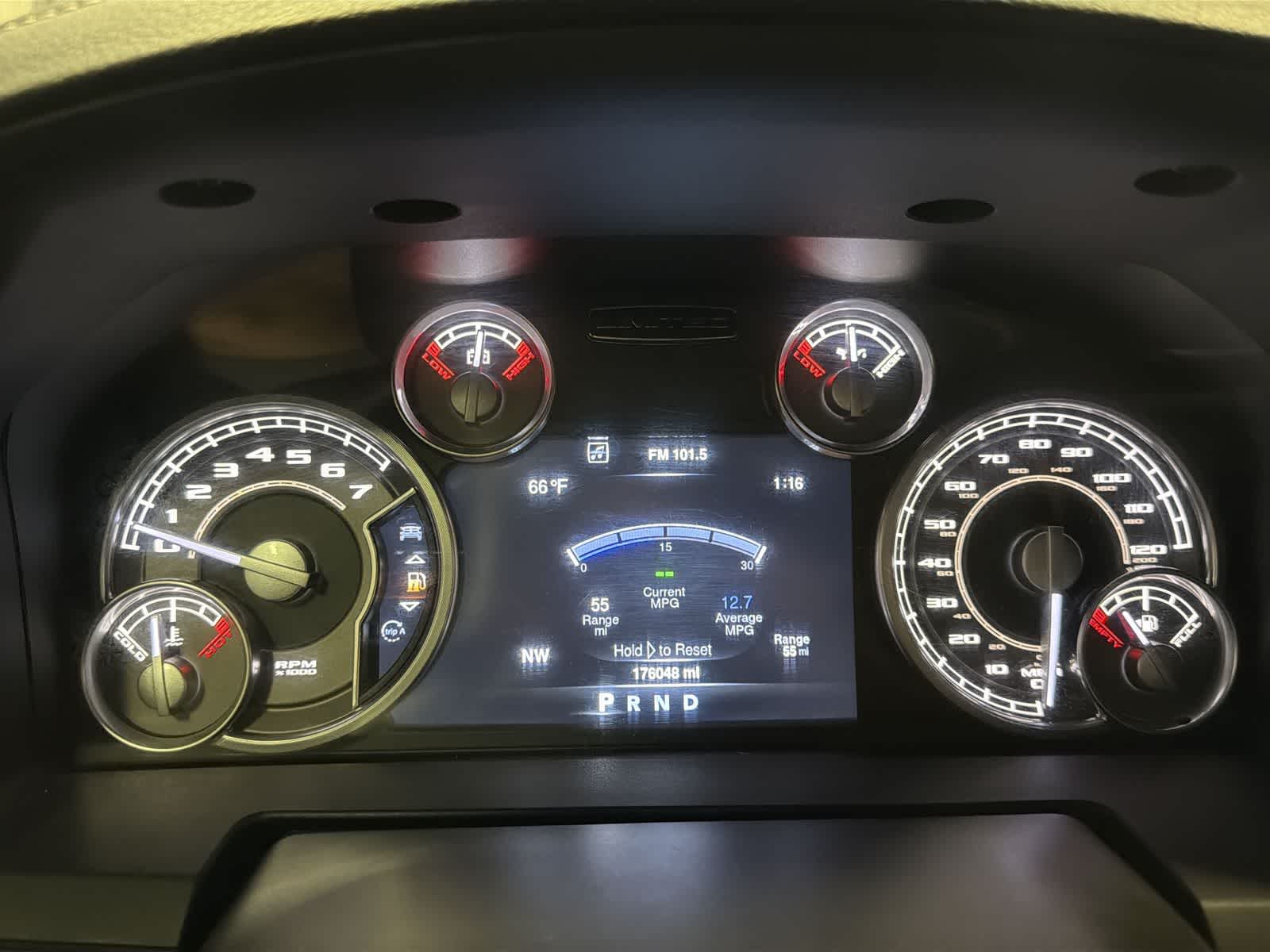 Thumbnail: 2016 RAM 1500 - 34