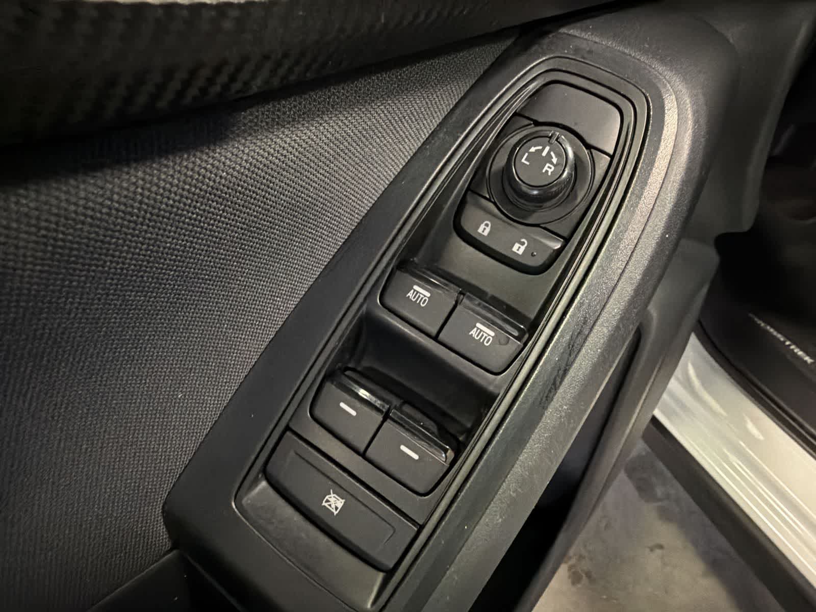 Thumbnail: 2019 Subaru Crosstrek - 18