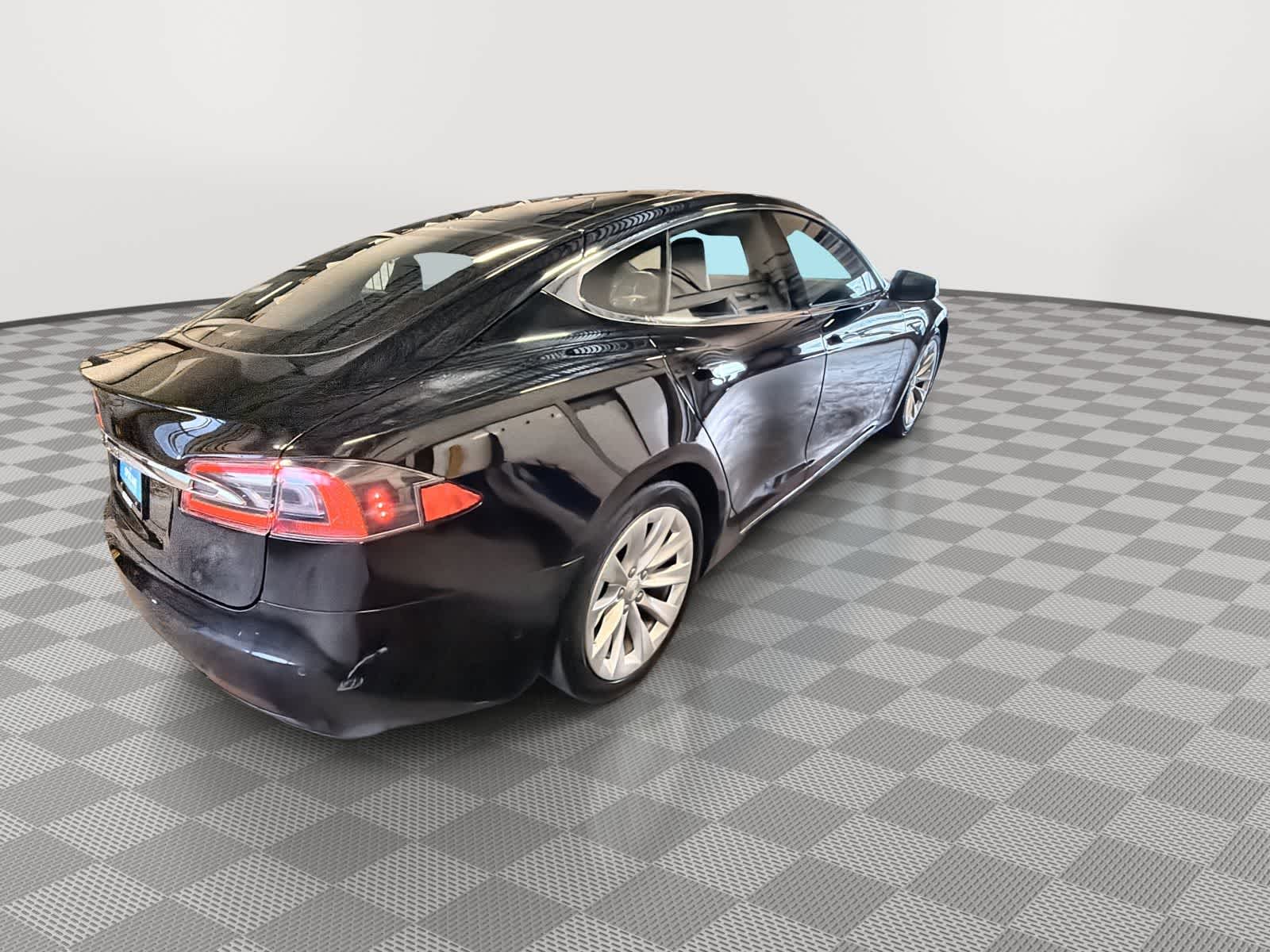Thumbnail: 2016 Tesla Model S - 8