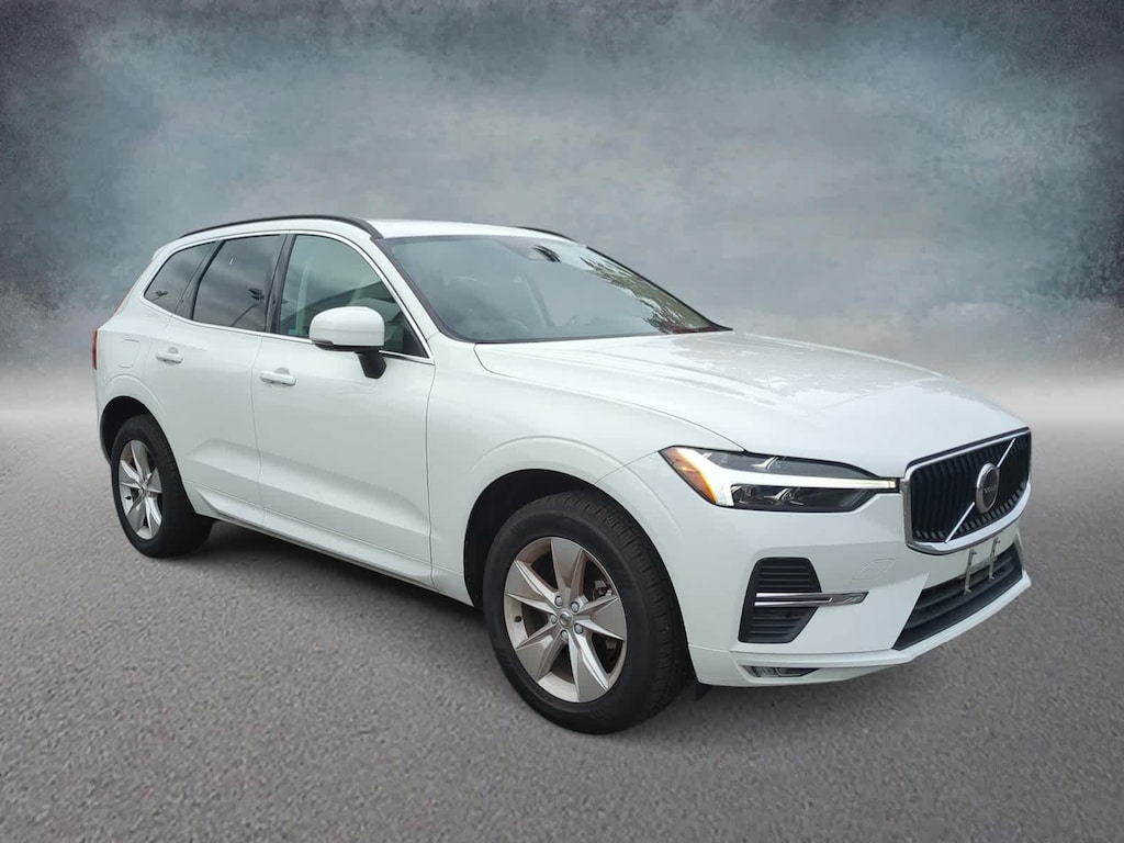 Used 2022 Volvo XC60 Momentum SUV