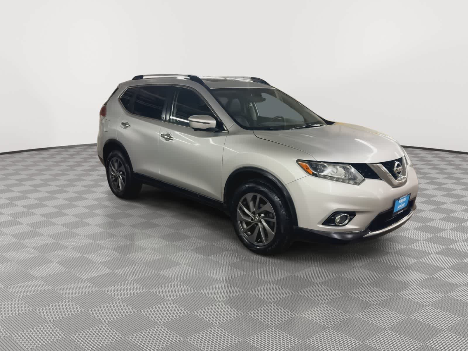 Thumbnail: 2016 Nissan Rogue - 2