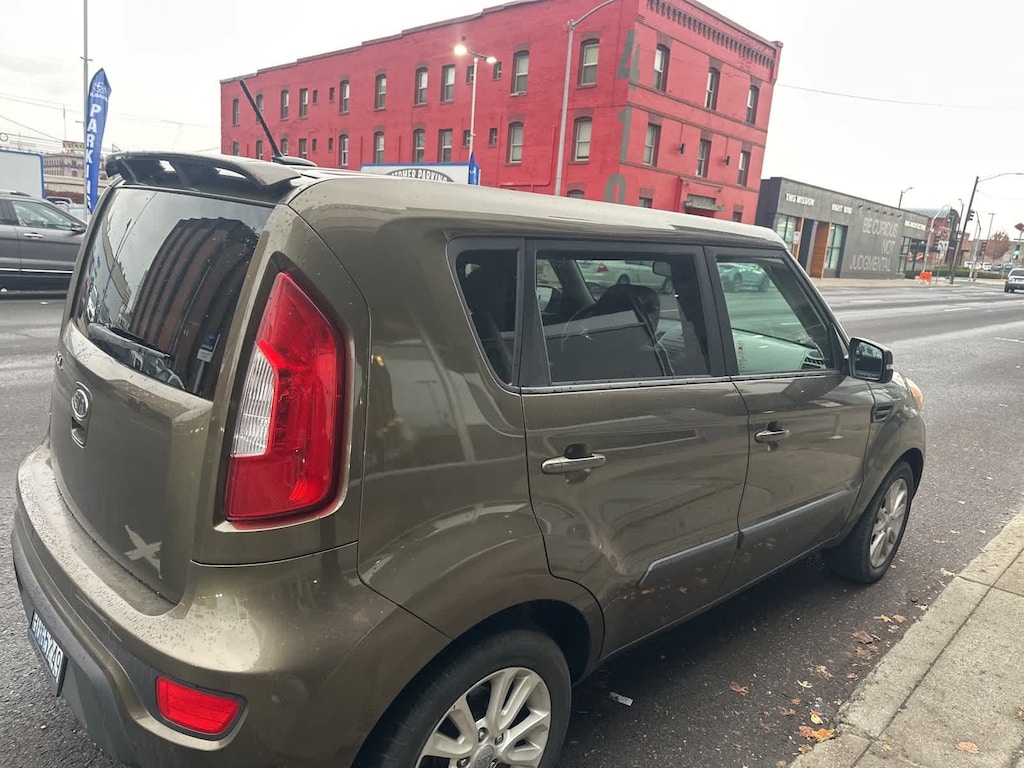 Used 2012 Kia Soul + Sedan