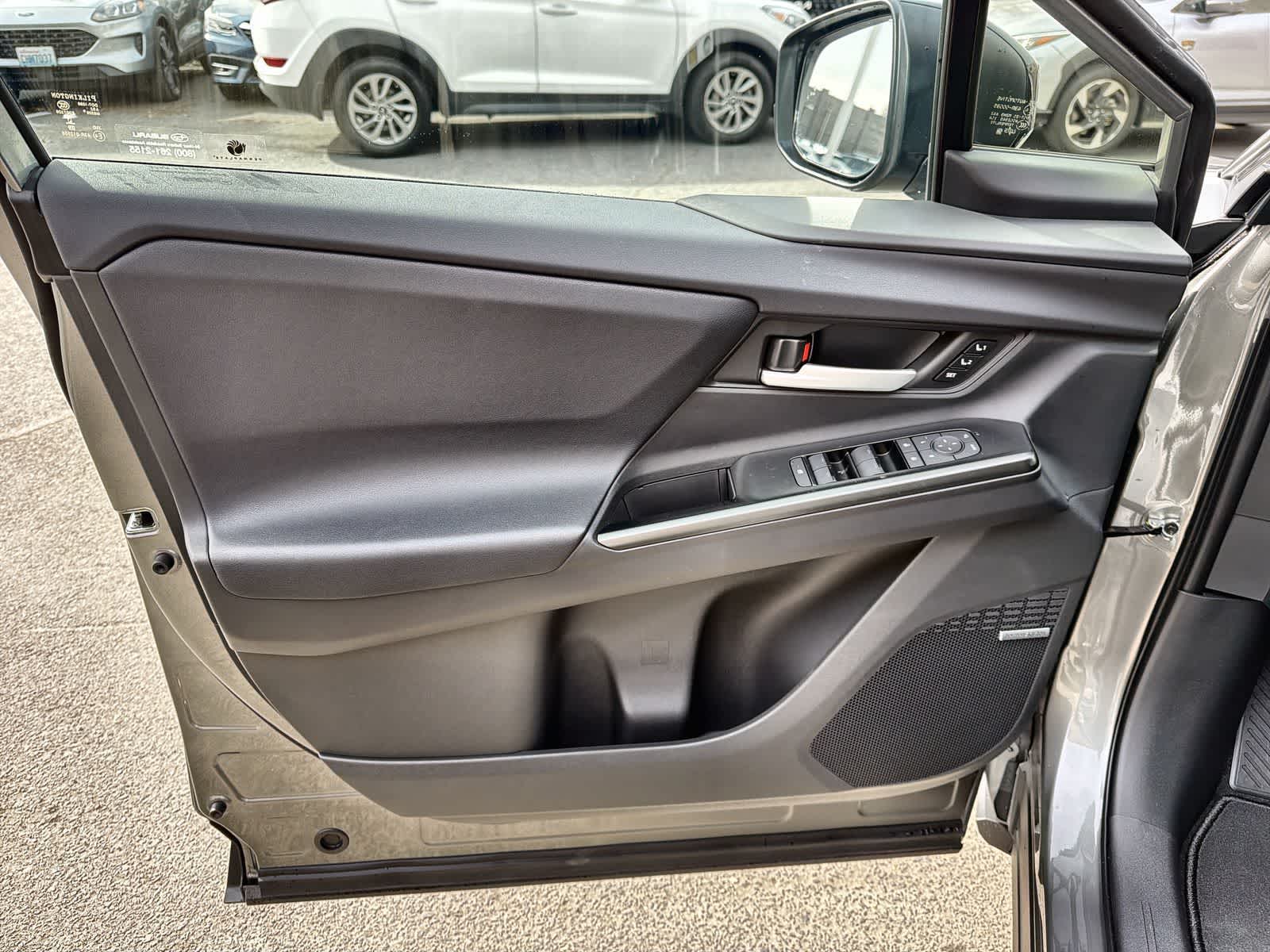 Thumbnail: 2026 Subaru Solterra - 10