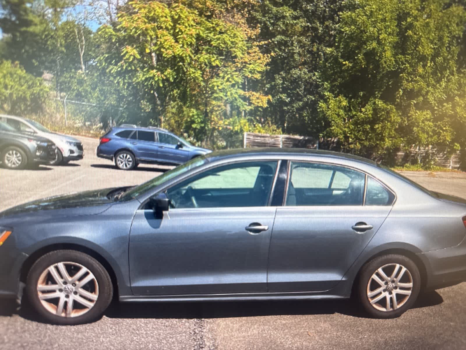 Thumbnail: 2017 Volkswagen Jetta - 2