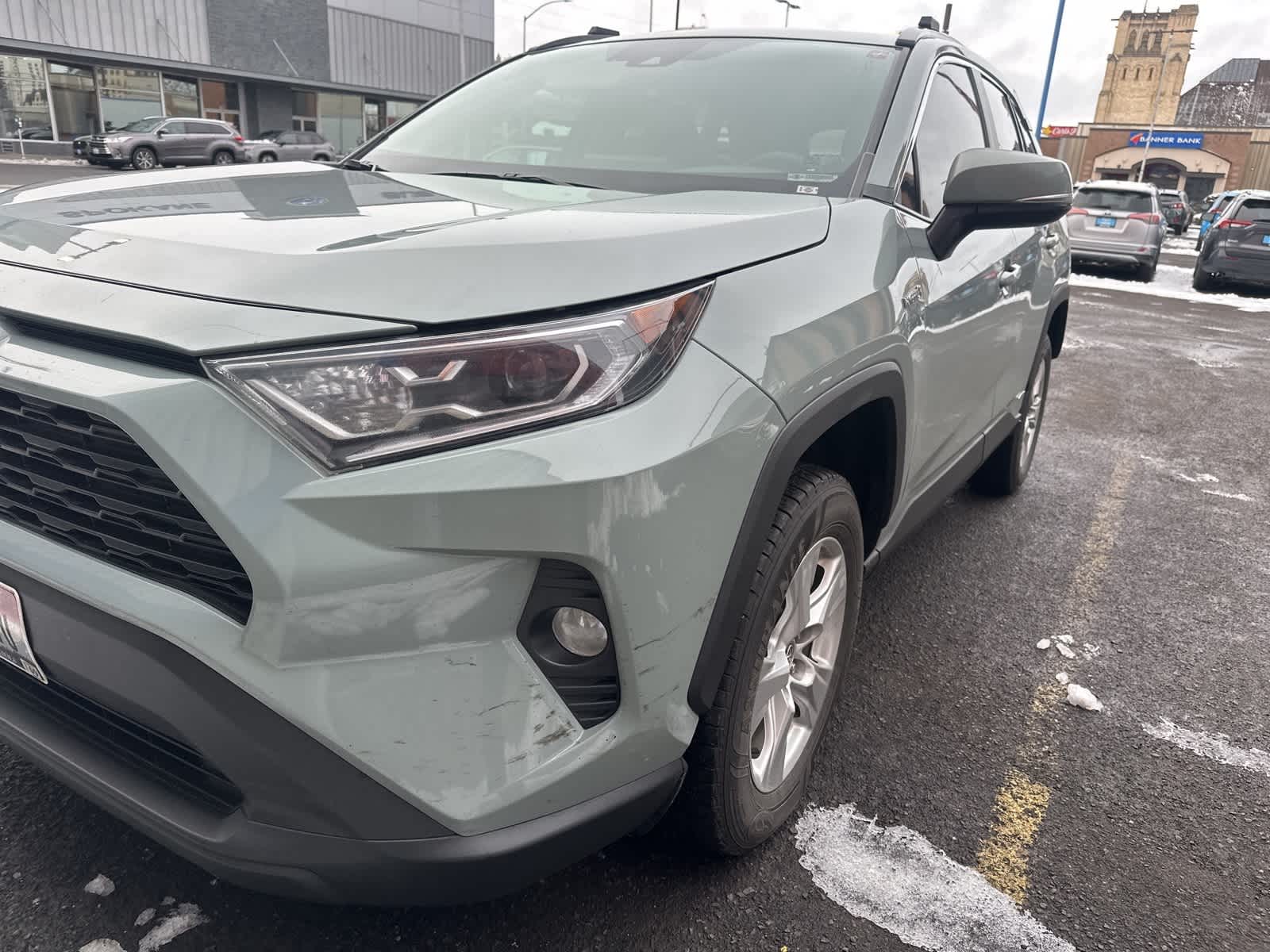 Thumbnail: 2020 Toyota RAV4 - 2