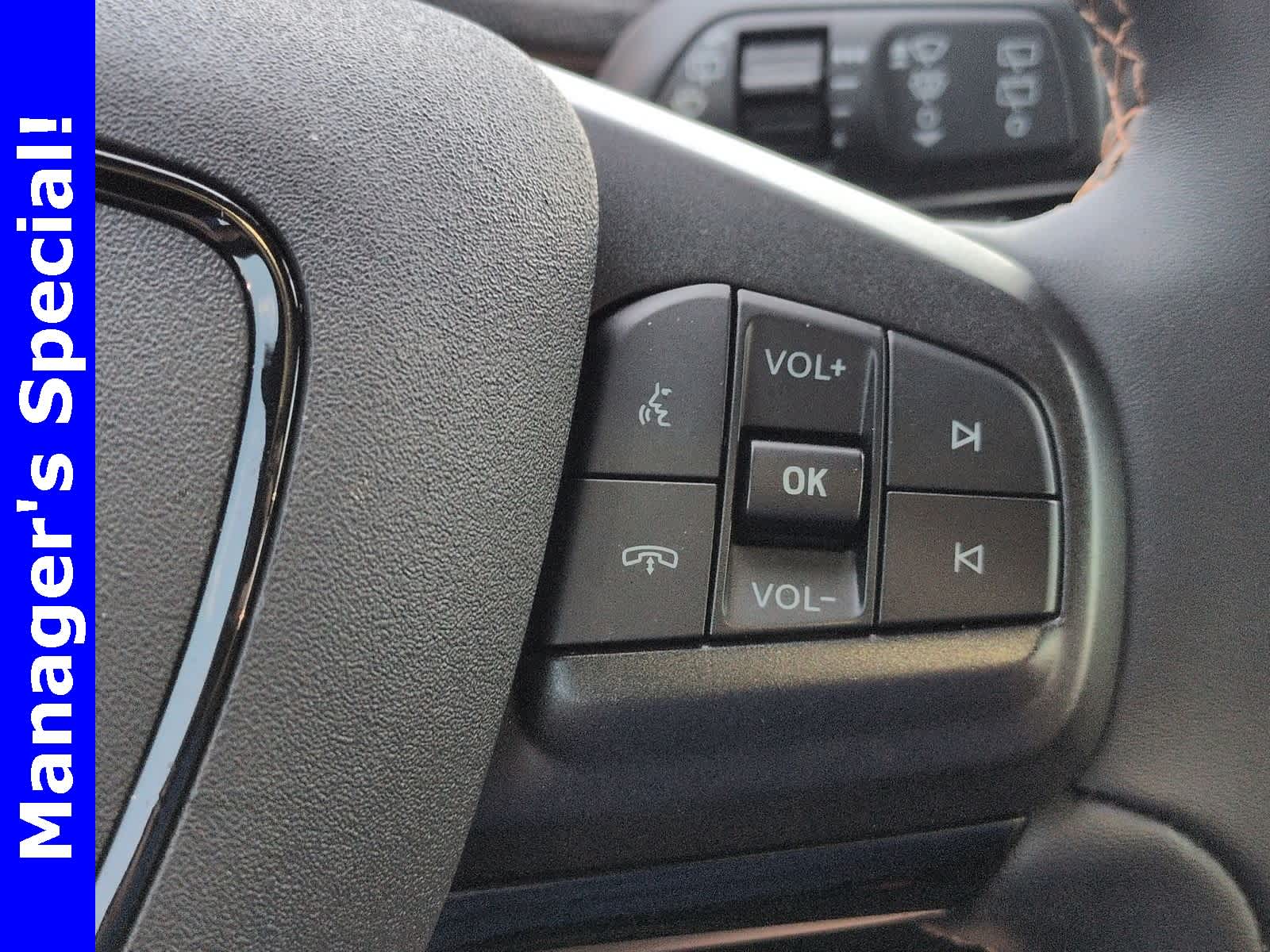 Thumbnail: 2022 Ford Mustang Mach-E - 25