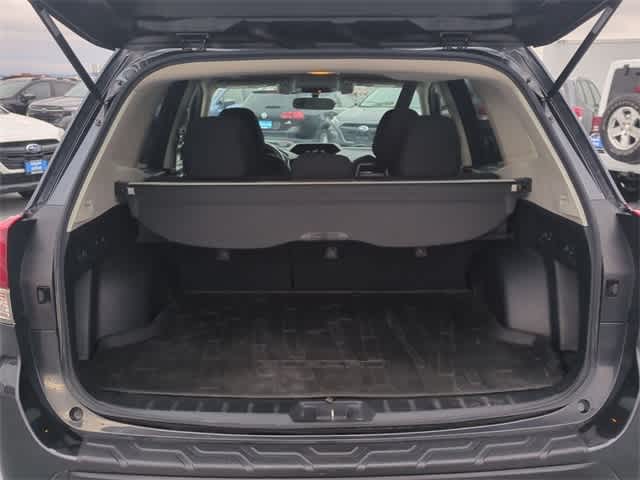 2019 Subaru Forester Premium 34