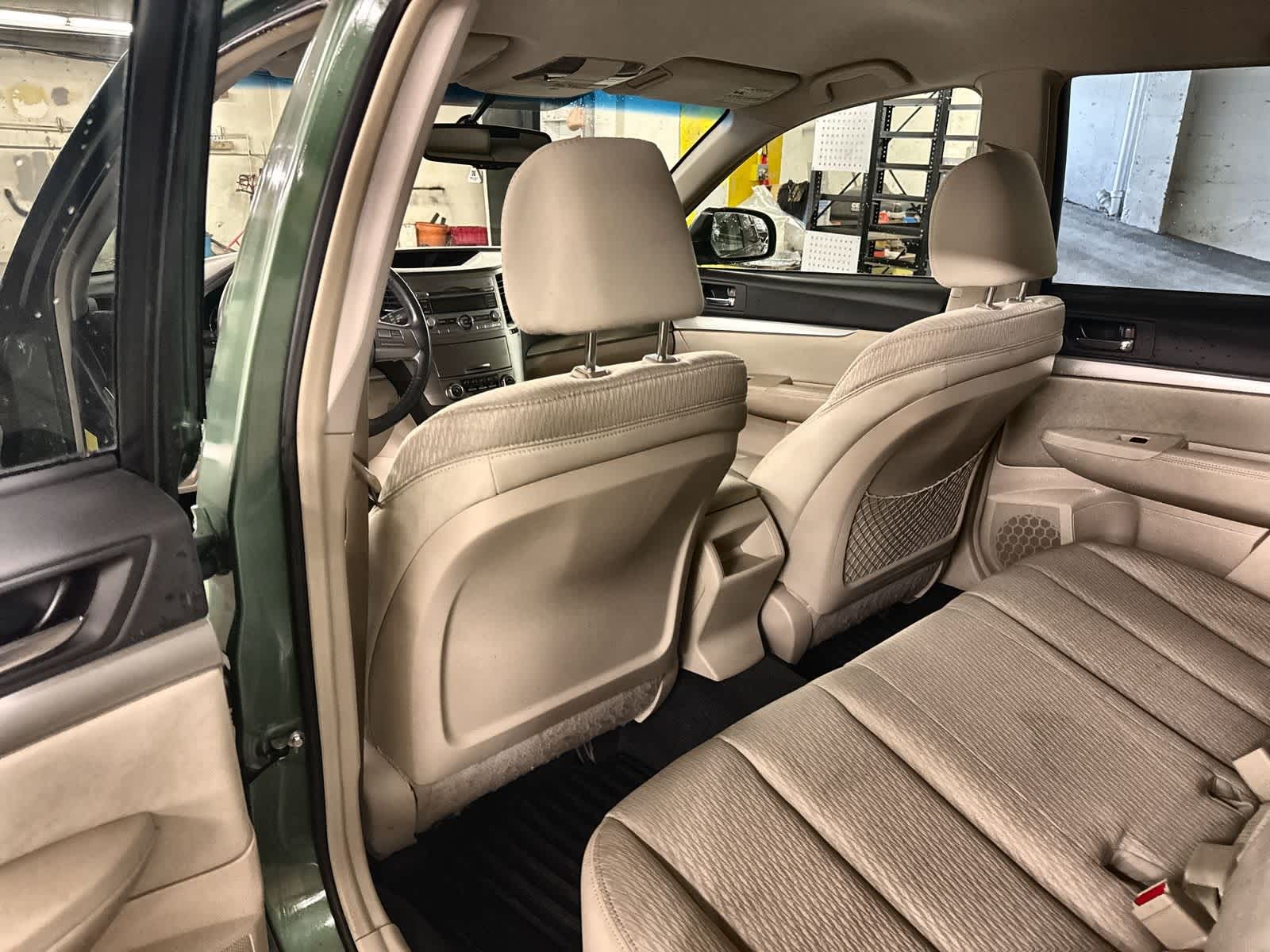 Thumbnail: 2011 Subaru Outback - 16