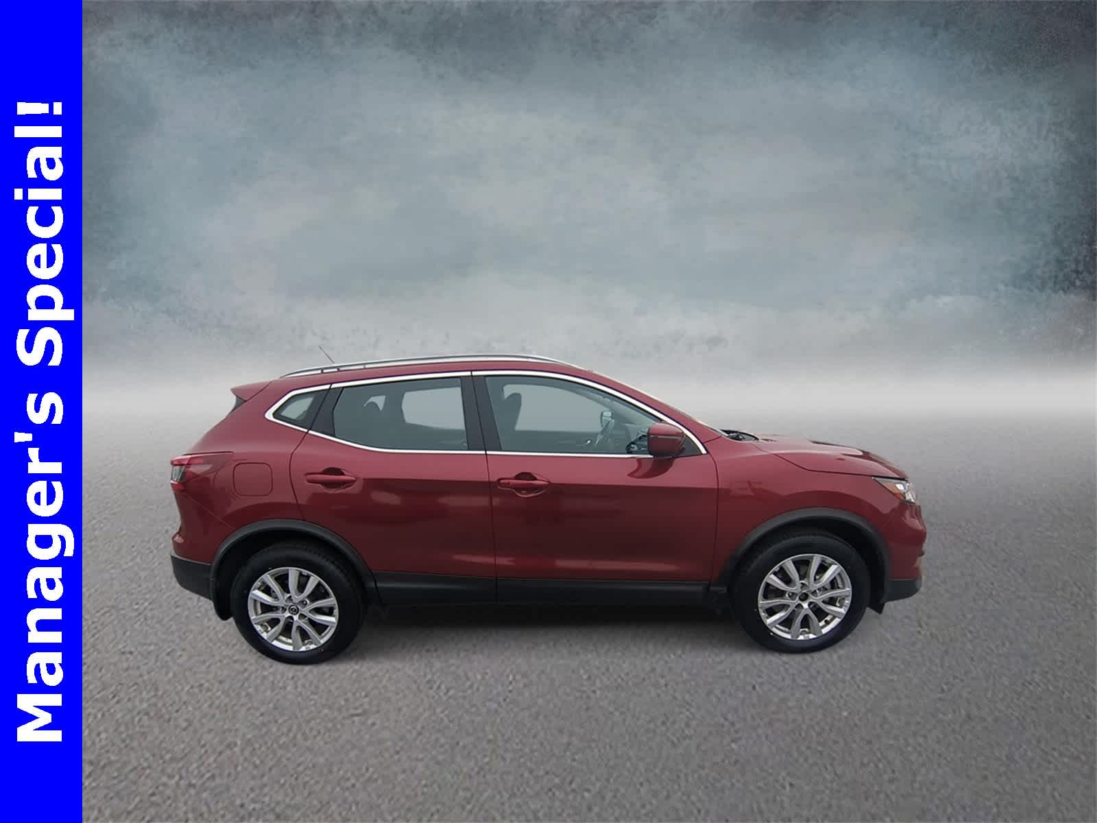 Thumbnail: 2022 Nissan Rogue Sport - 9