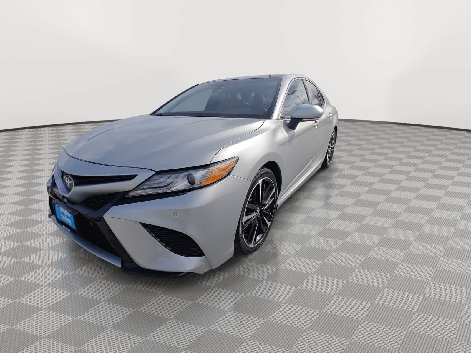 Thumbnail: 2018 Toyota Camry - 4