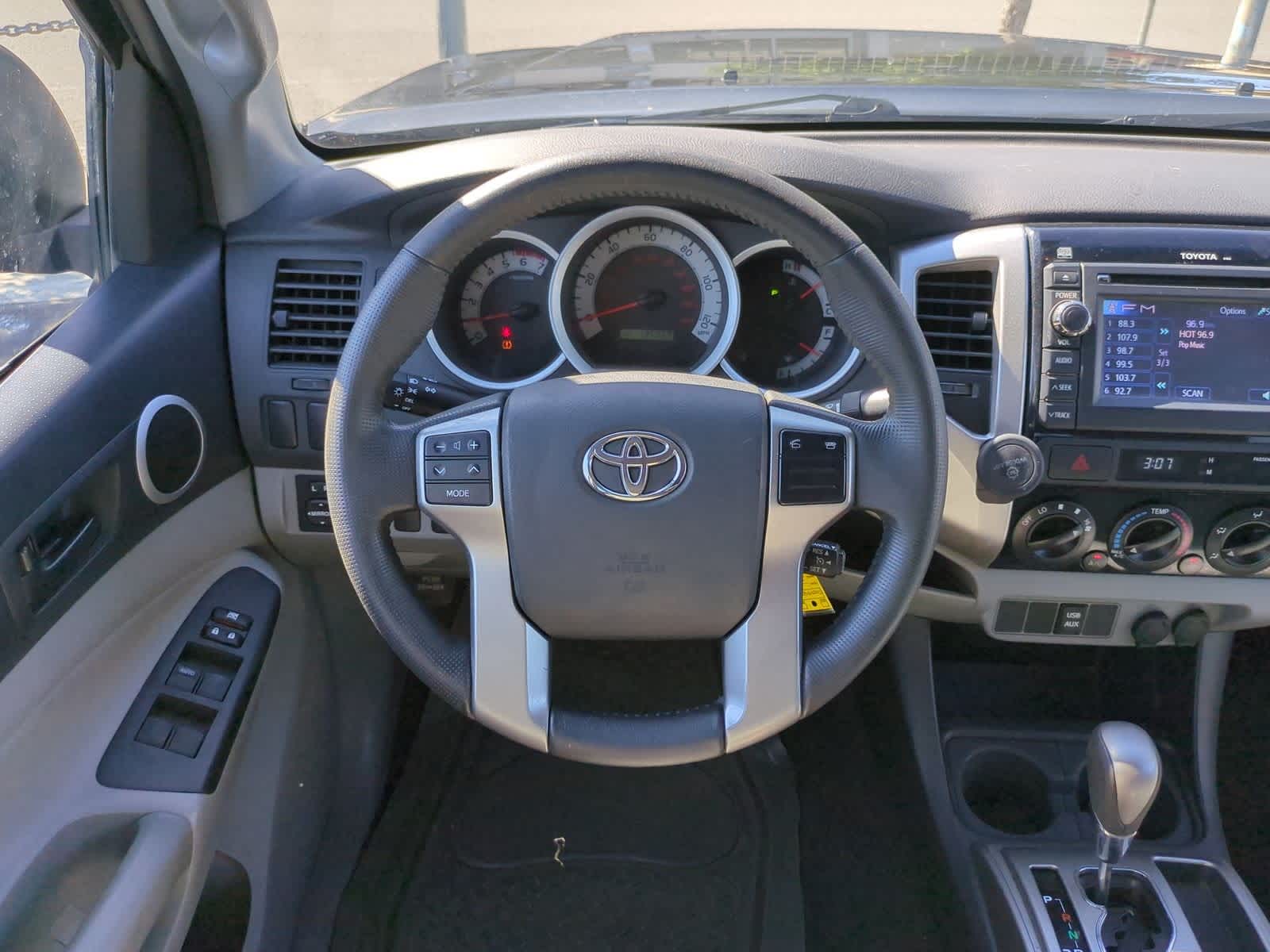 Thumbnail: 2013 Toyota Tacoma - 22