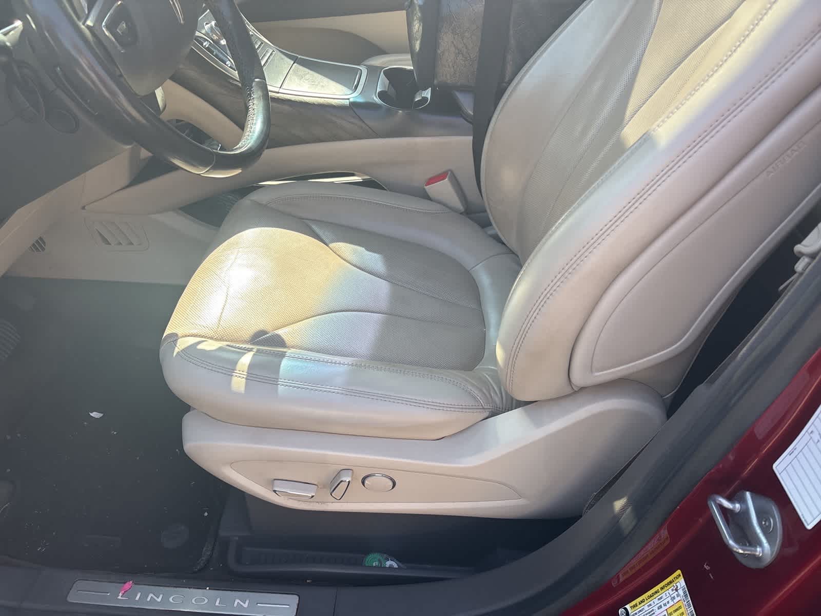 2018 Lincoln MKX Reserve photo 4