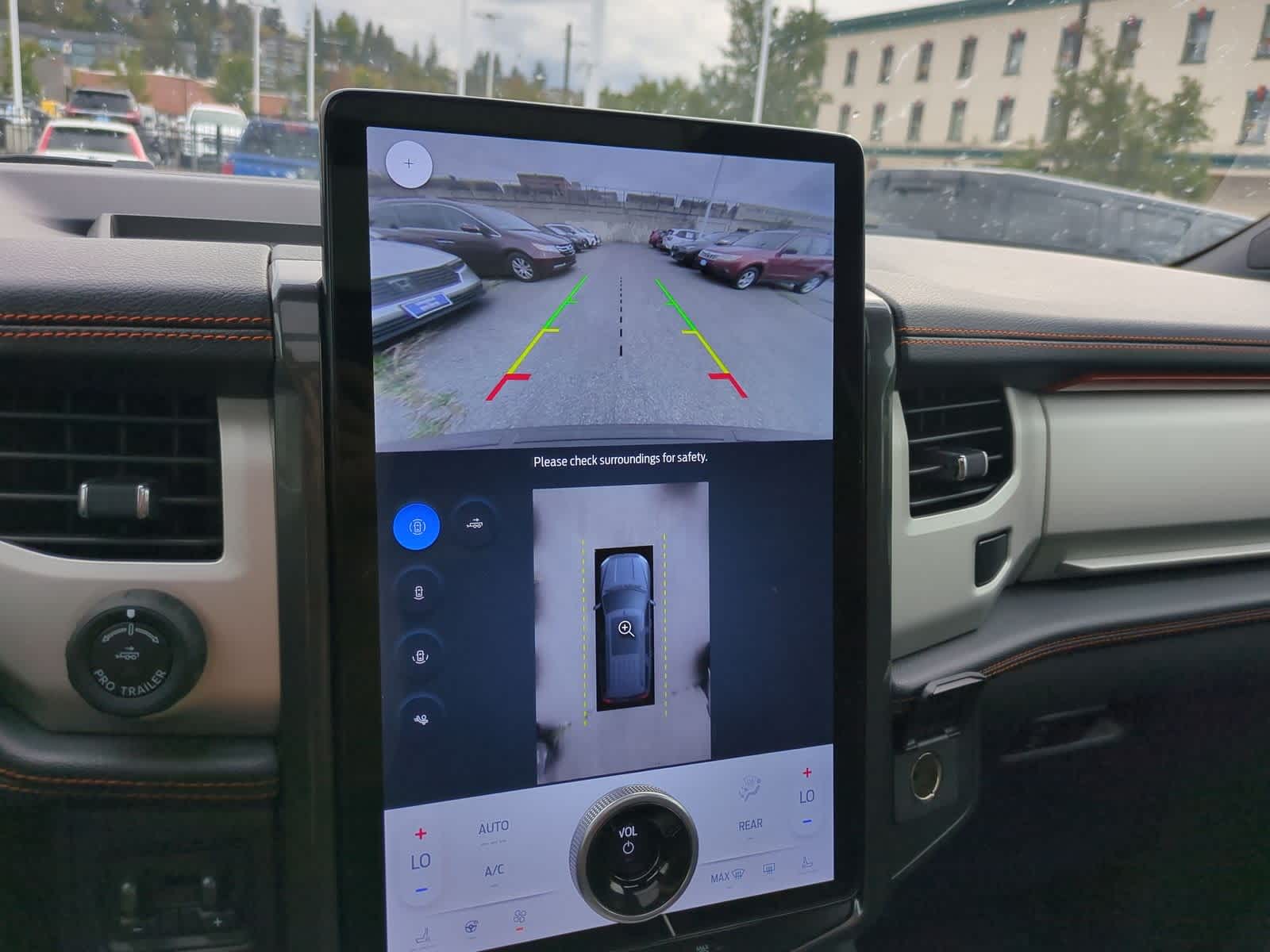 Thumbnail: 2024 Ford Expedition - 30