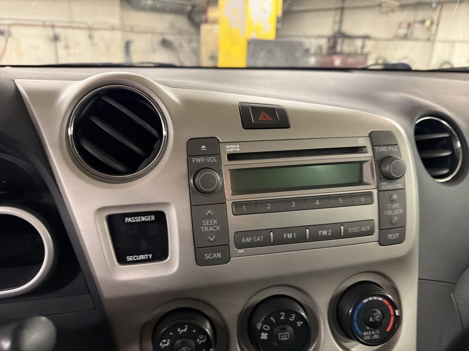 Thumbnail: 2010 Toyota Matrix - 26