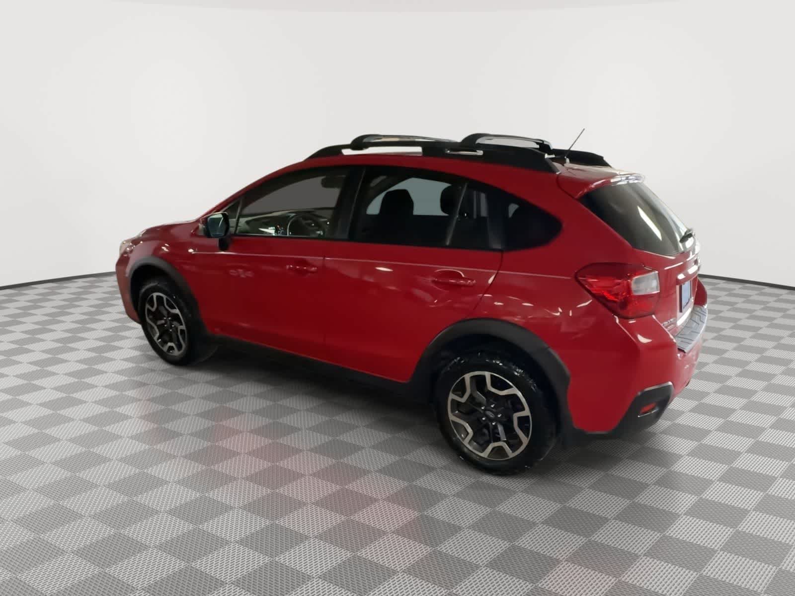 Thumbnail: 2016 Subaru Crosstrek - 6