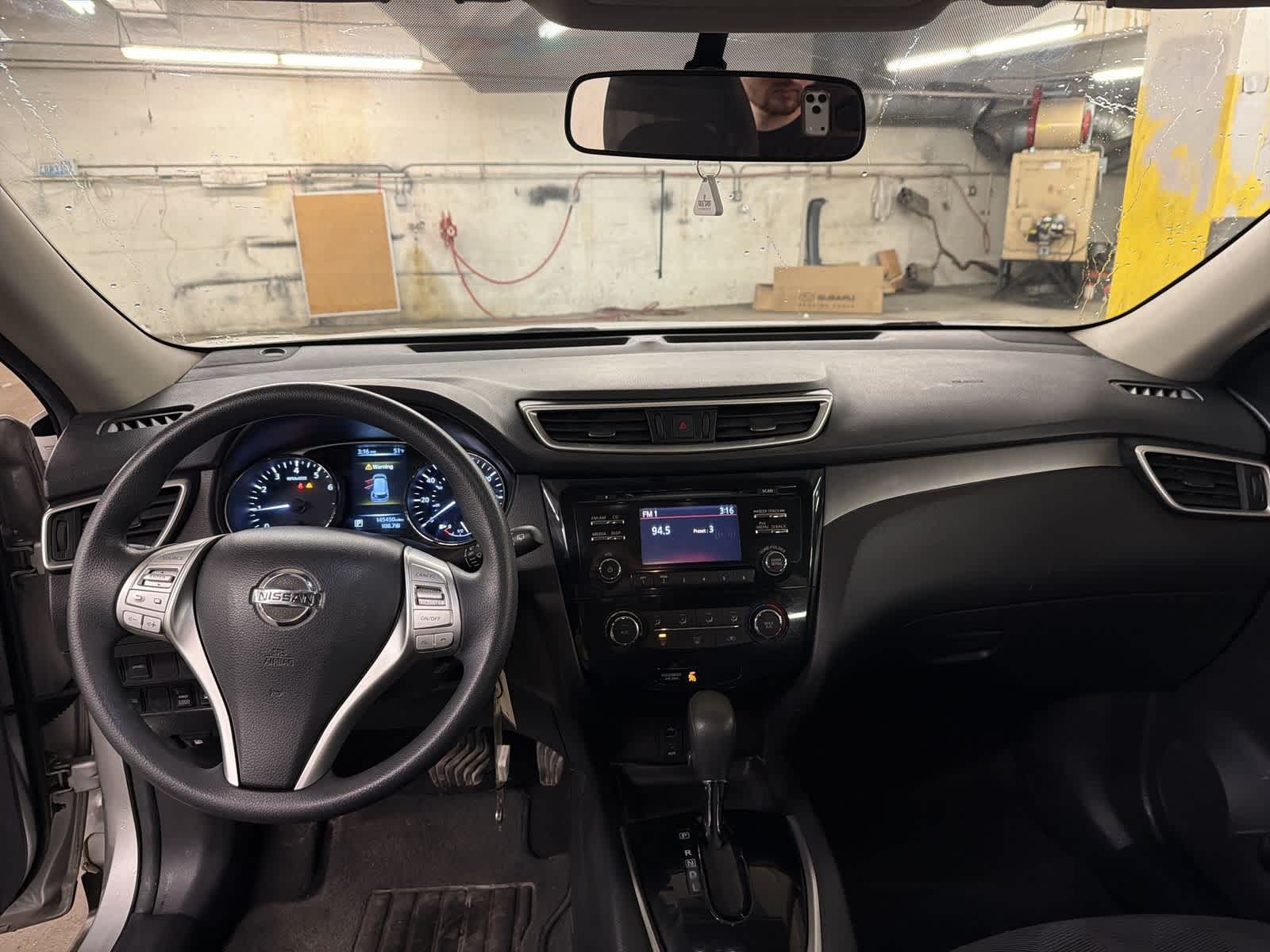 Thumbnail: 2015 Nissan Rogue - 15