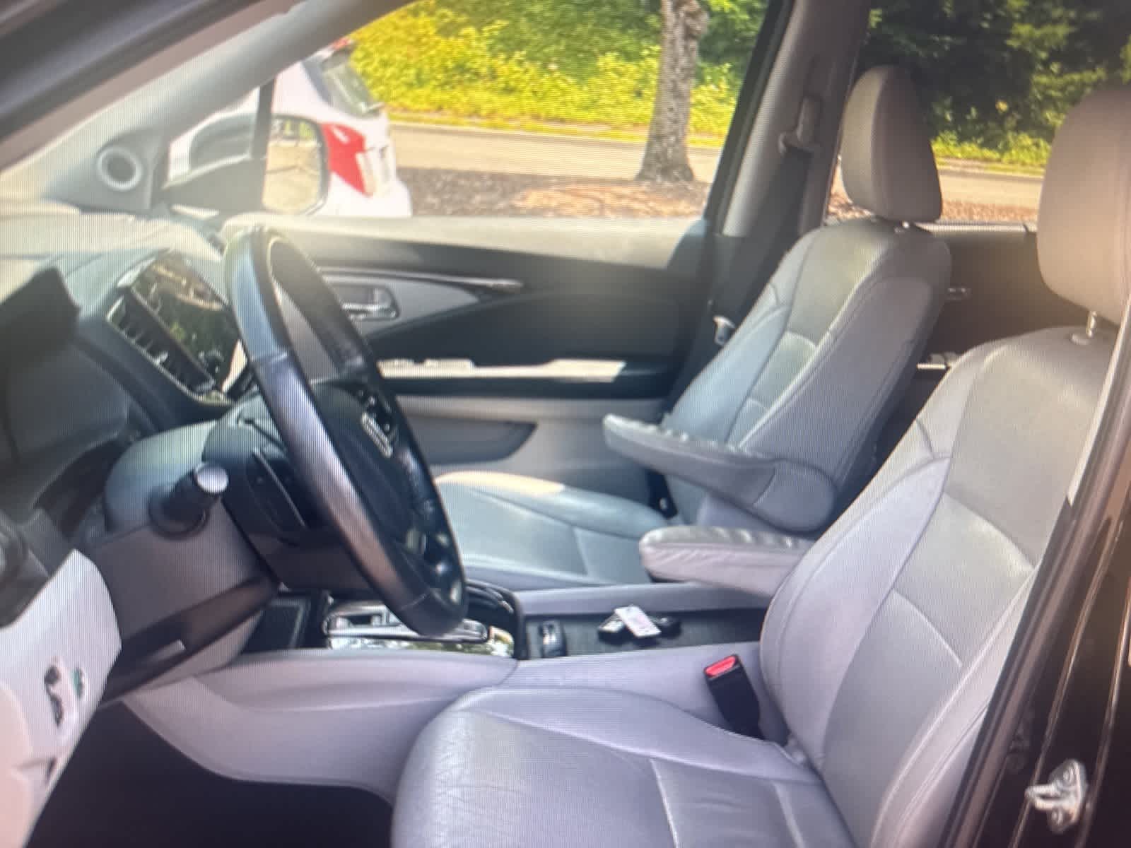 Thumbnail: 2019 Honda Pilot - 11