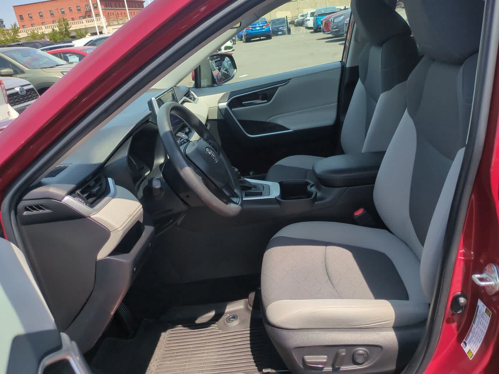 Thumbnail: 2023 Toyota RAV4 - 17