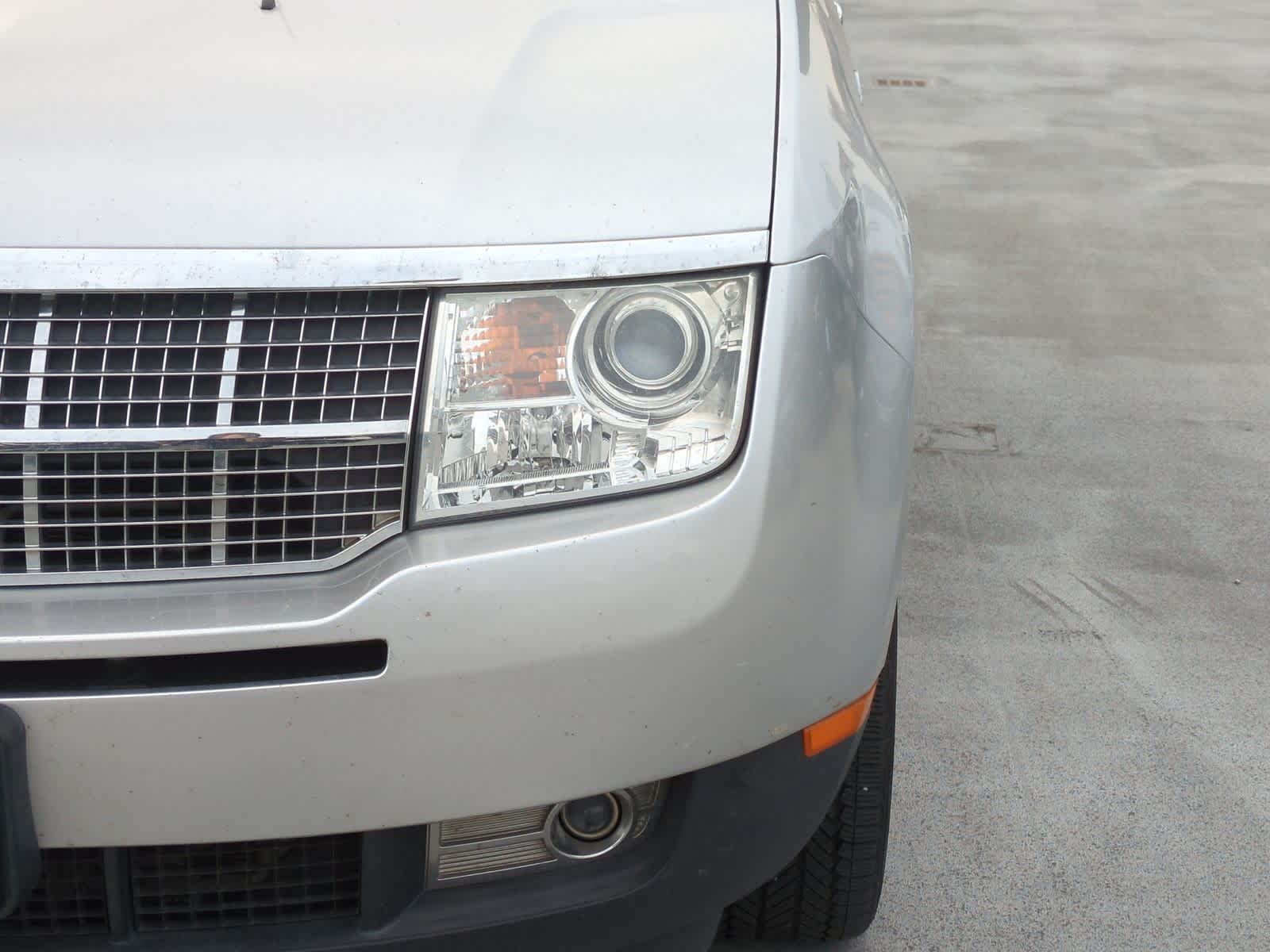 Thumbnail: 2010 Lincoln MKX - 11