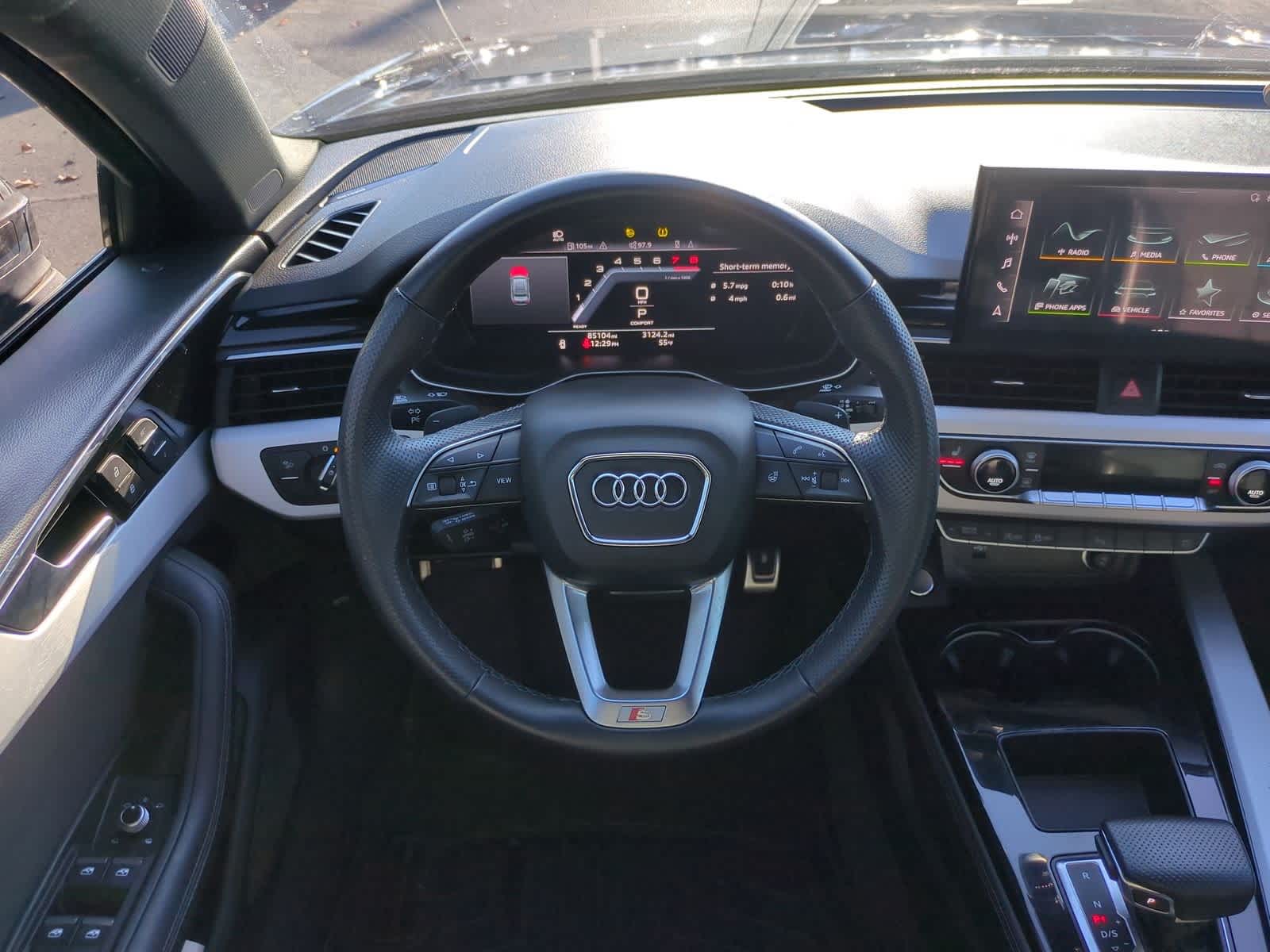 Thumbnail: 2022 Audi A4 - 24