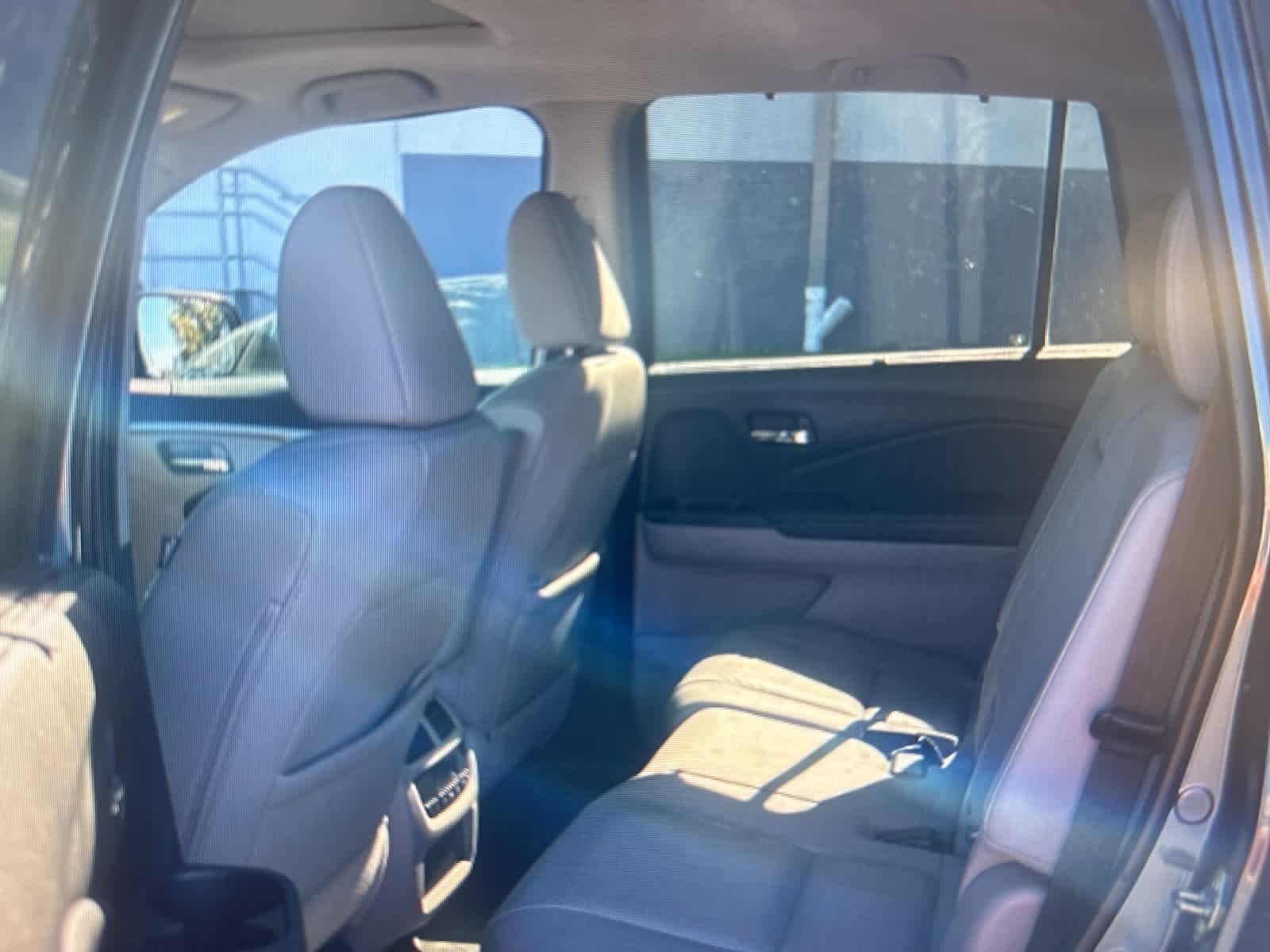 Thumbnail: 2019 Honda Pilot - 12