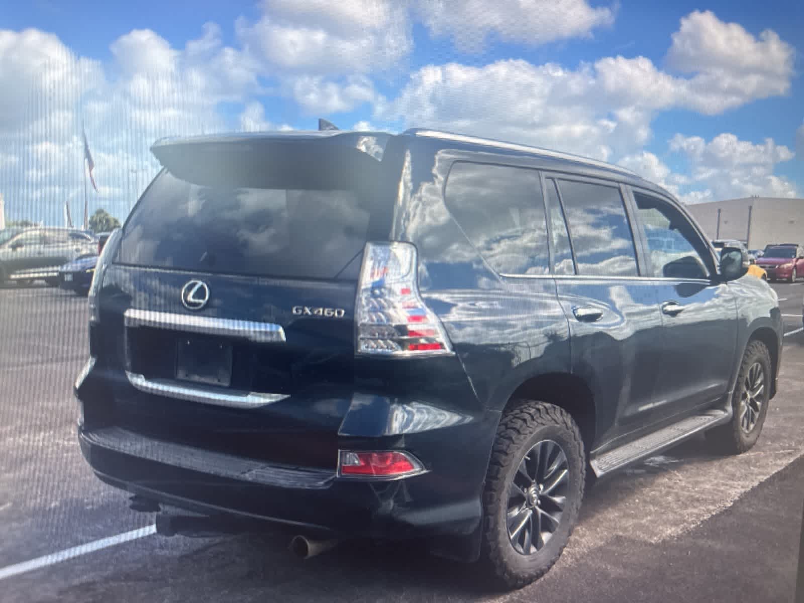 Thumbnail: 2022 Lexus GX - 5