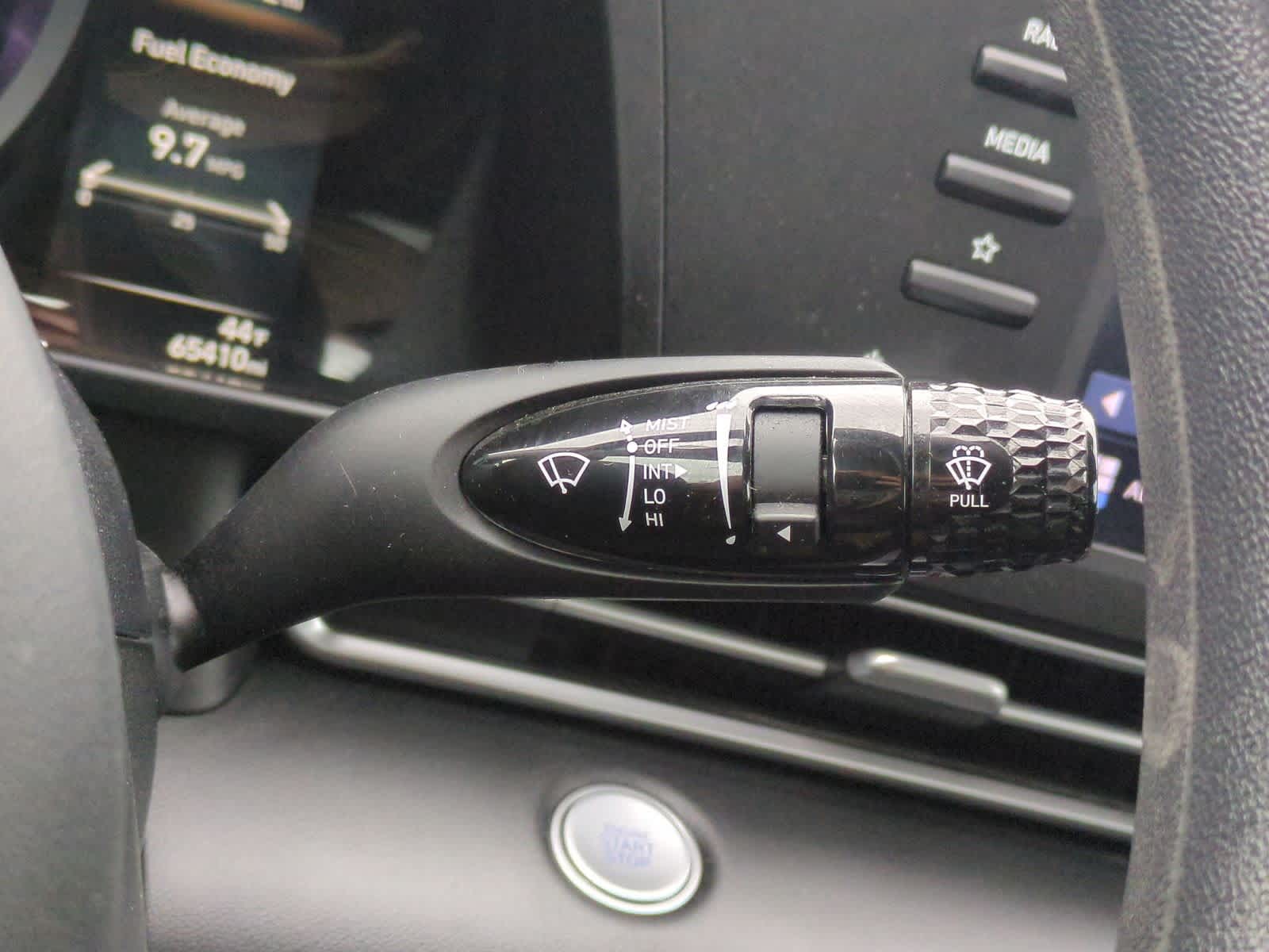 Thumbnail: 2023 Hyundai Elantra - 25