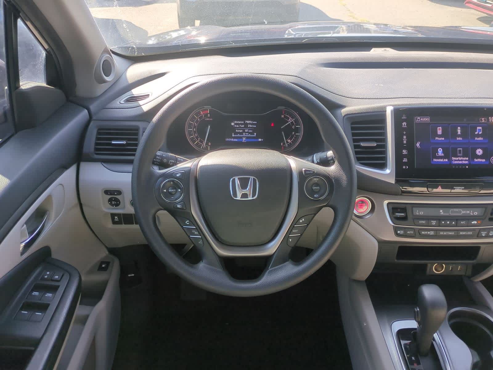 Thumbnail: 2018 Honda Pilot - 23