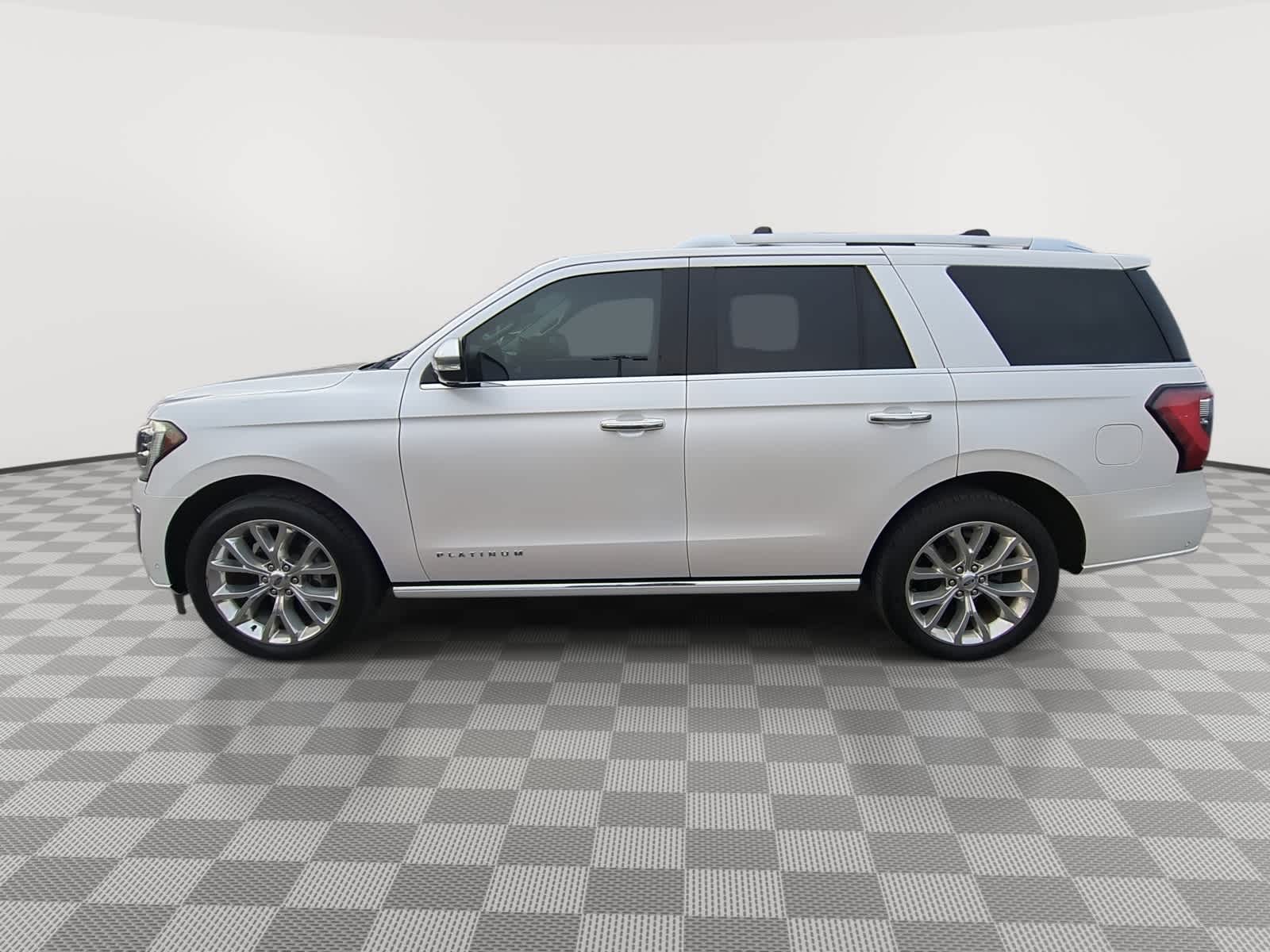 Thumbnail: 2019 Ford Expedition - 5