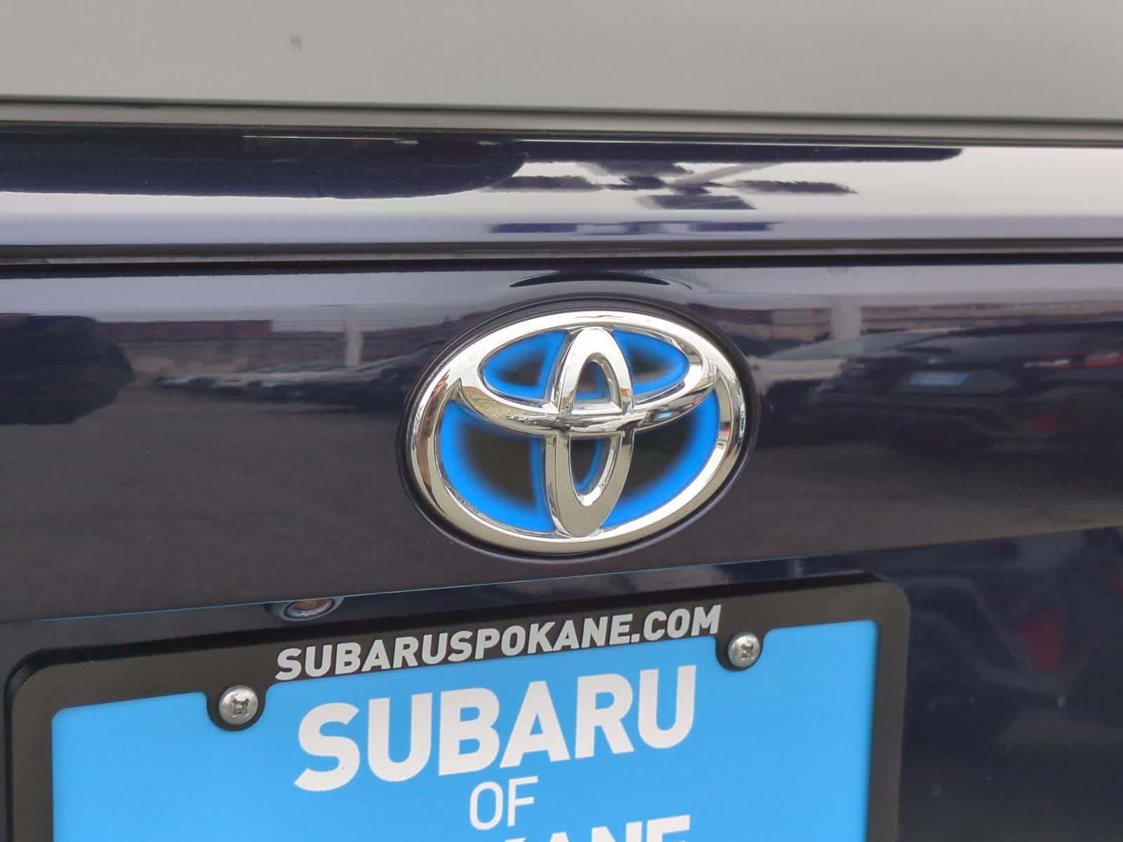 Thumbnail: 2020 Toyota RAV4 - 12