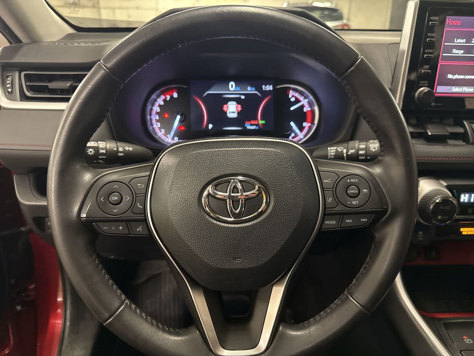 Thumbnail: 2020 Toyota RAV4 - 25