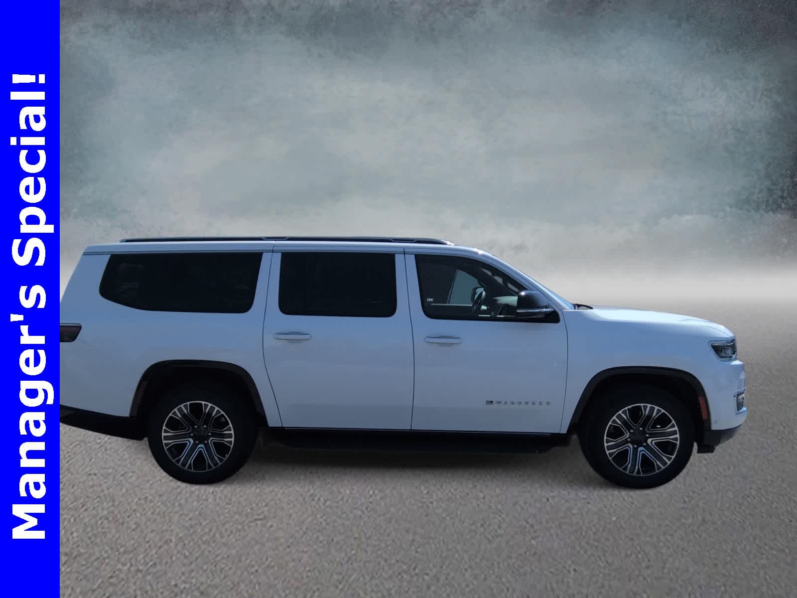 Thumbnail: 2023 Jeep Wagoneer - 9