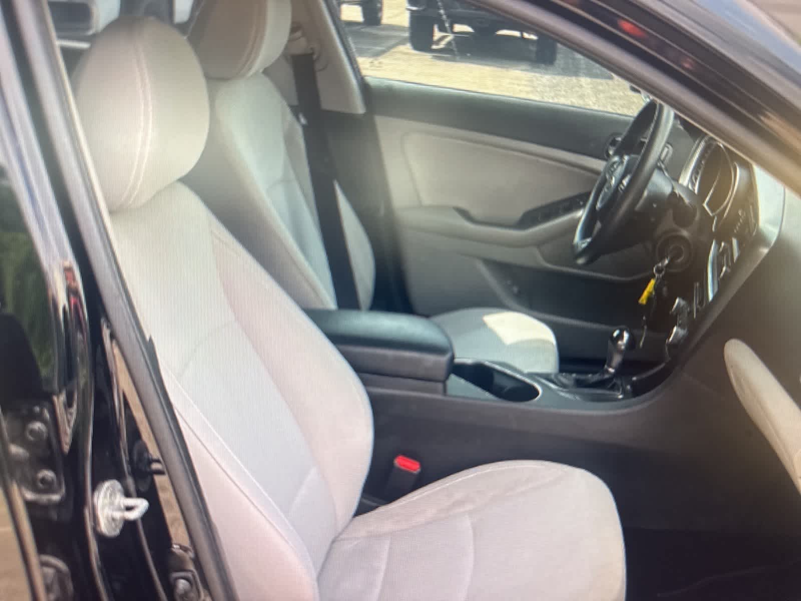 Thumbnail: 2015 Kia Optima - 11