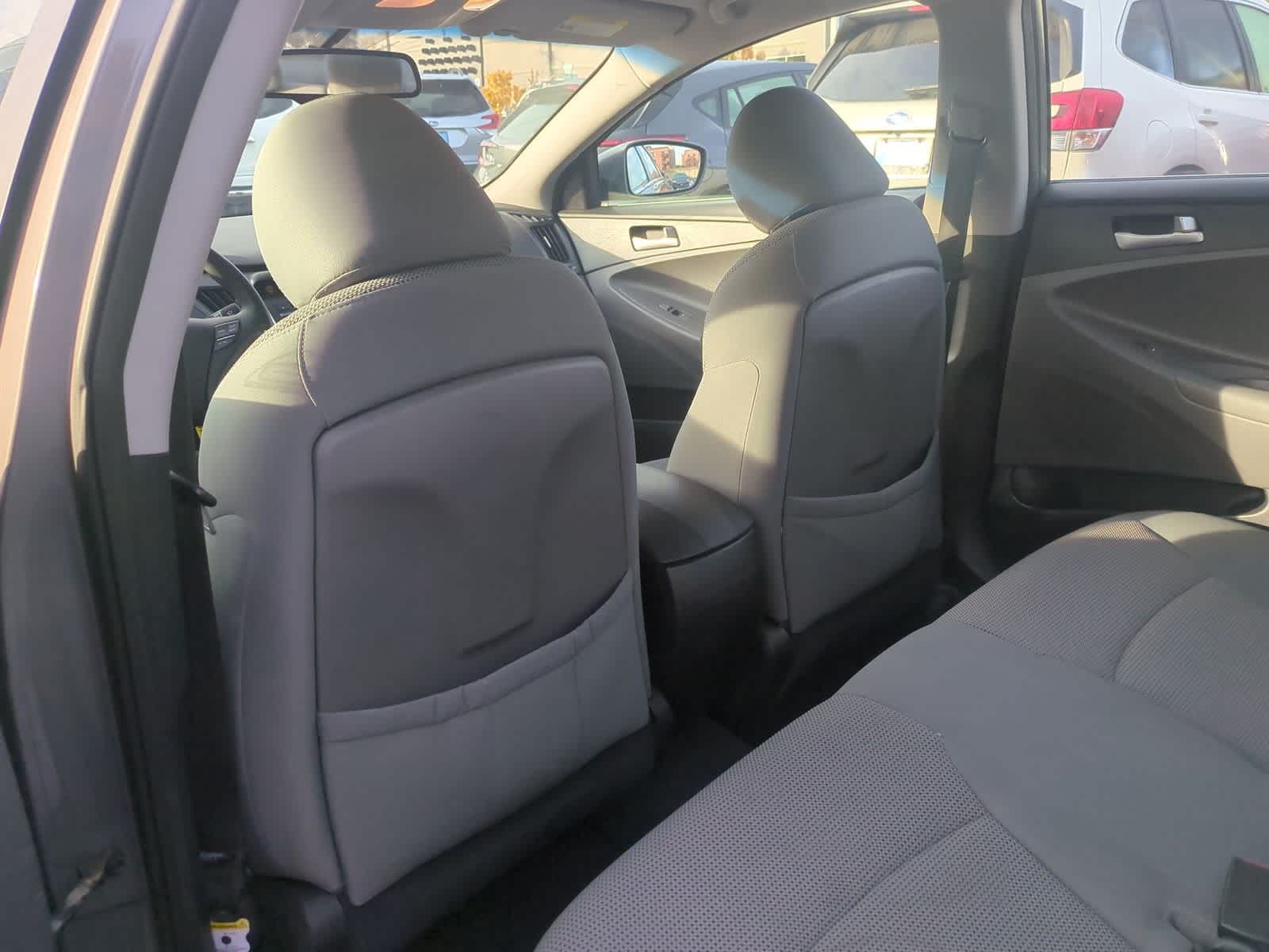 Thumbnail: 2013 Hyundai Sonata - 19