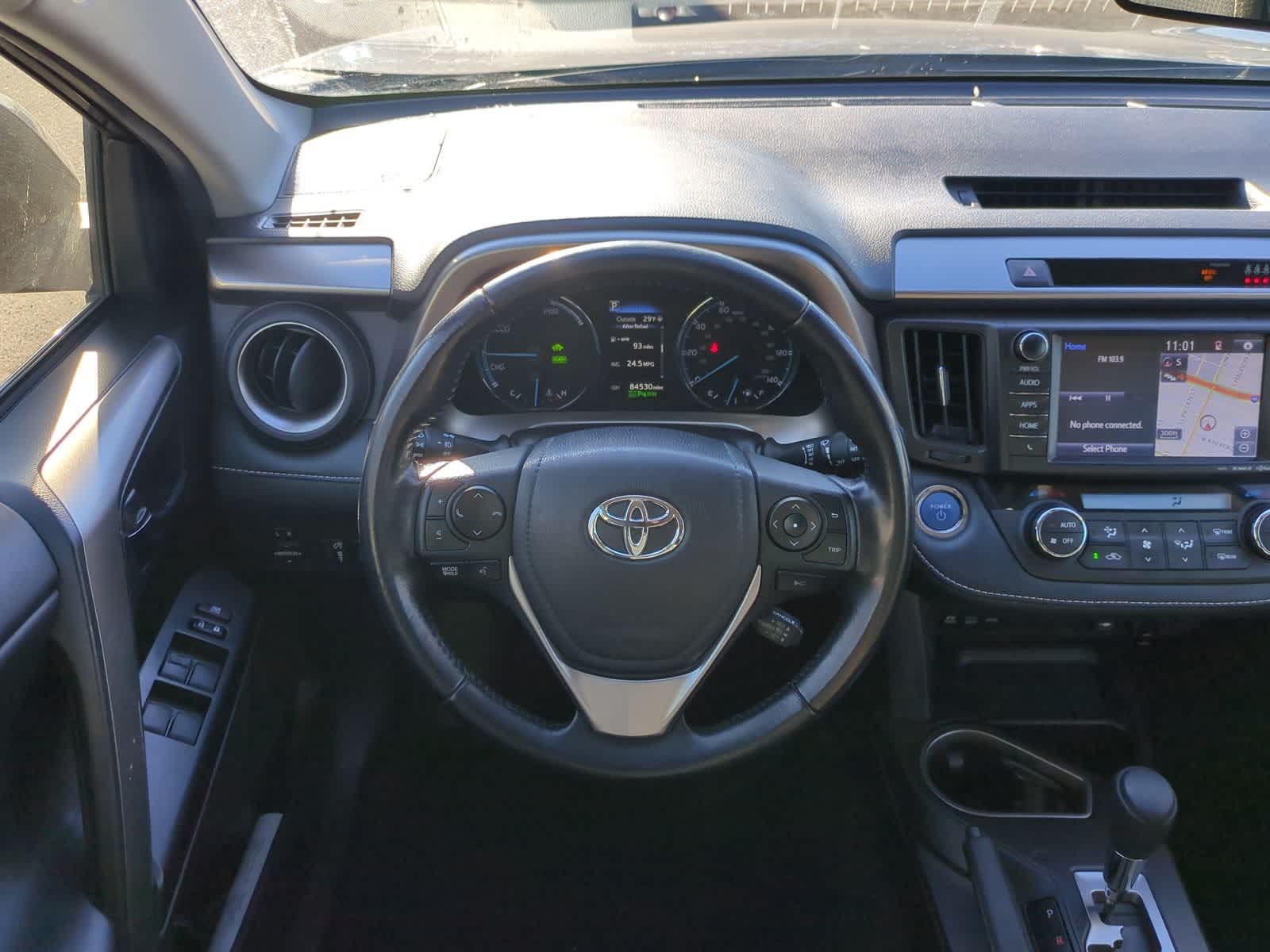 Thumbnail: 2018 Toyota RAV4 - 23