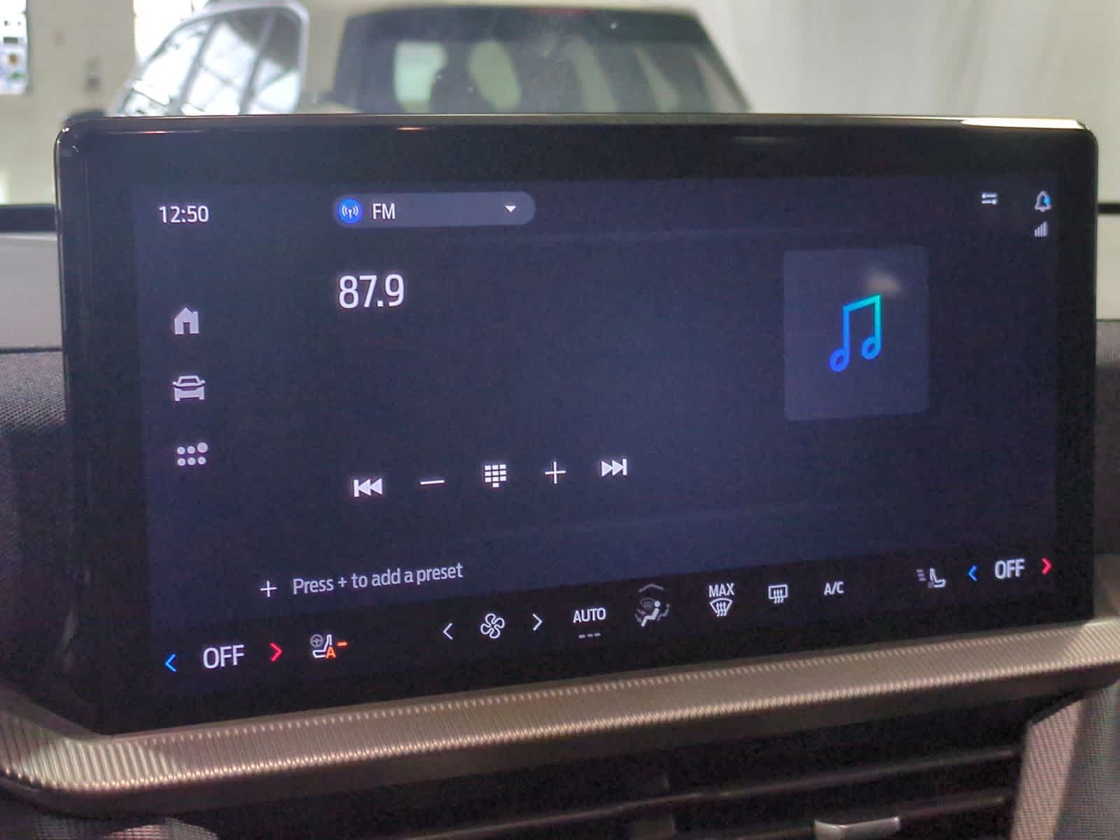 Thumbnail: 2025 Ford Explorer - 31