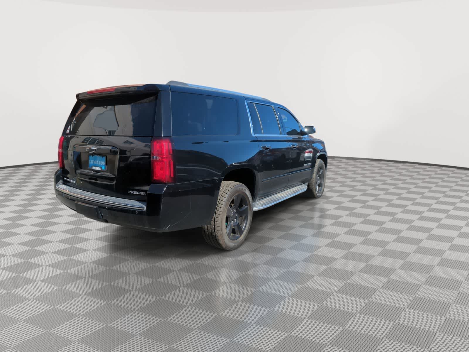 Thumbnail: 2020 Chevrolet Suburban - 8